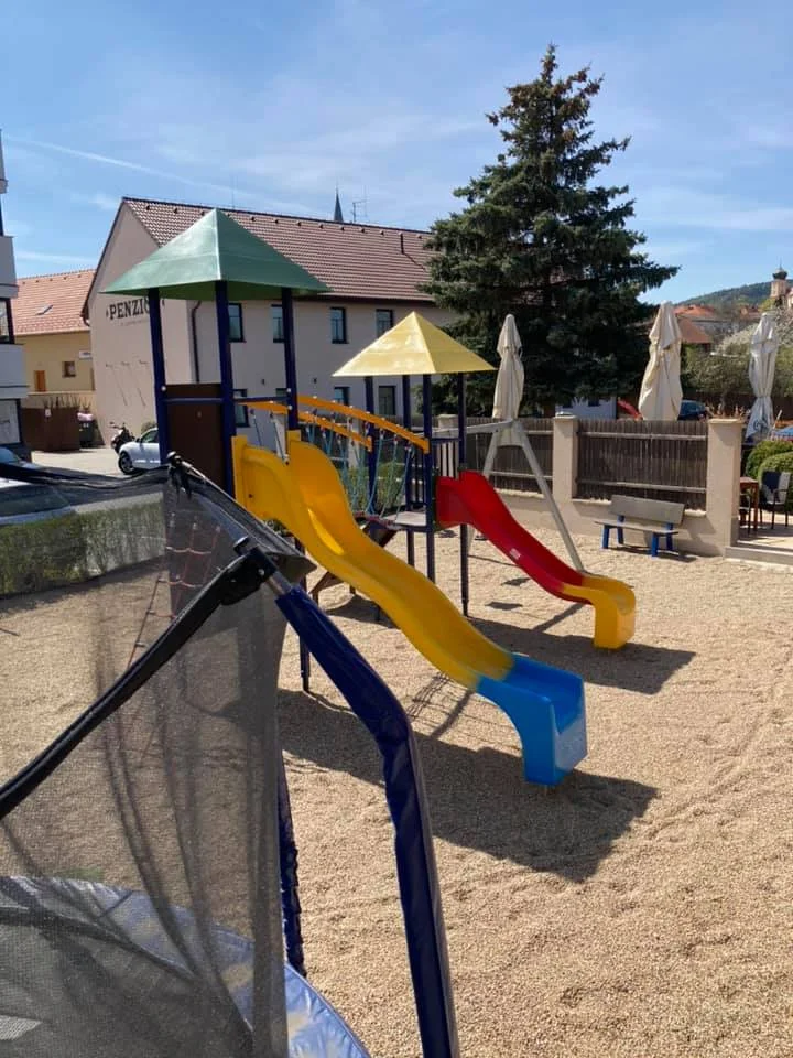 Odpočinek v Mníšku pod Brdy se snídaní nebo polopenzí