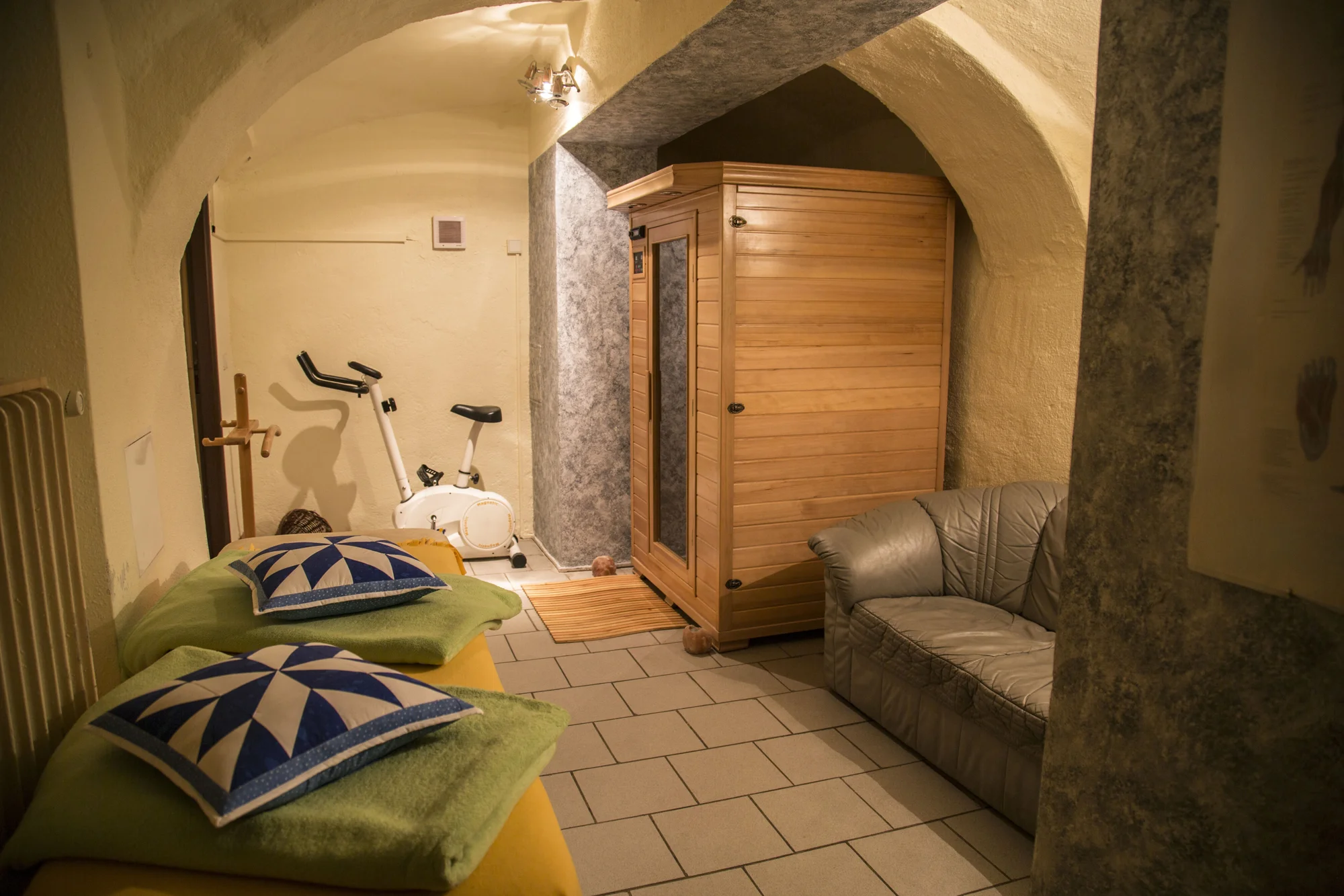 Relax v Janských Lázních: snídaně, relaxační program i vstup do aquacentra