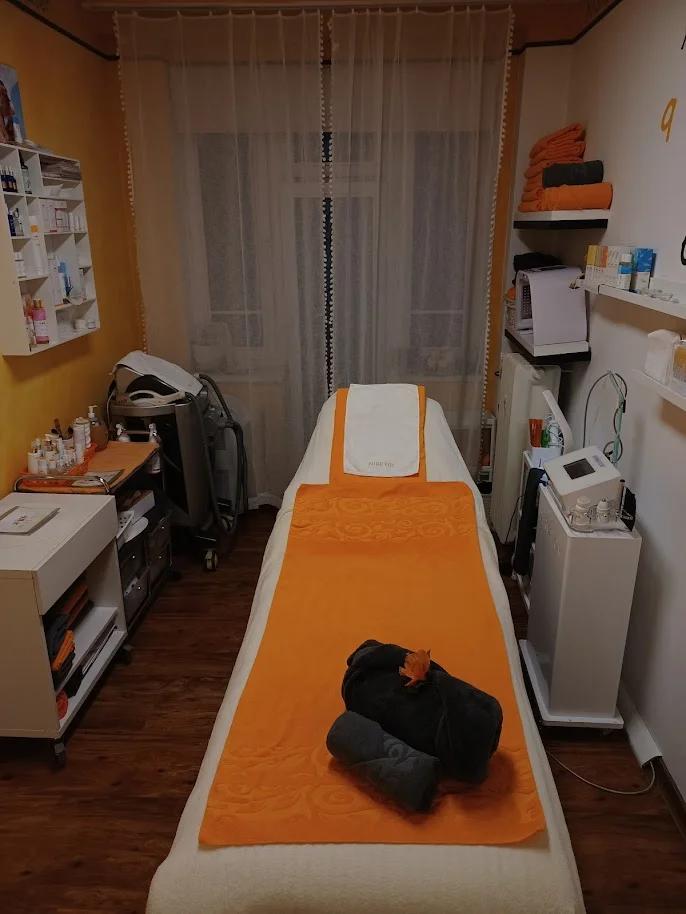 Bezjehličková mezoterapie s možností aplikace kolagenových nití