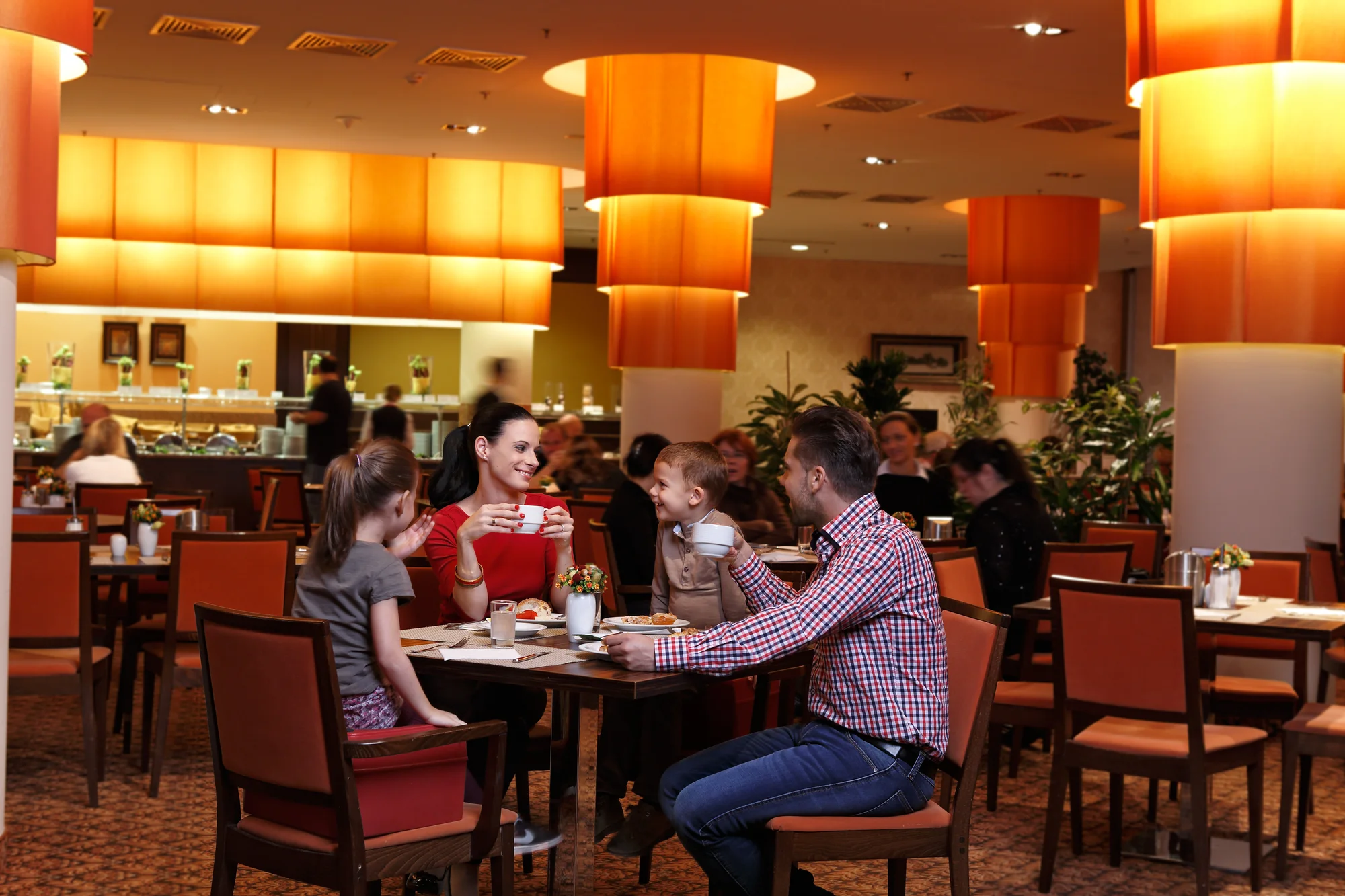 Relax v Budapešti: 4*S hotel, polopenze, obří aquapark a wellness neomezeně, 2 děti až do 13,9 let zdarma