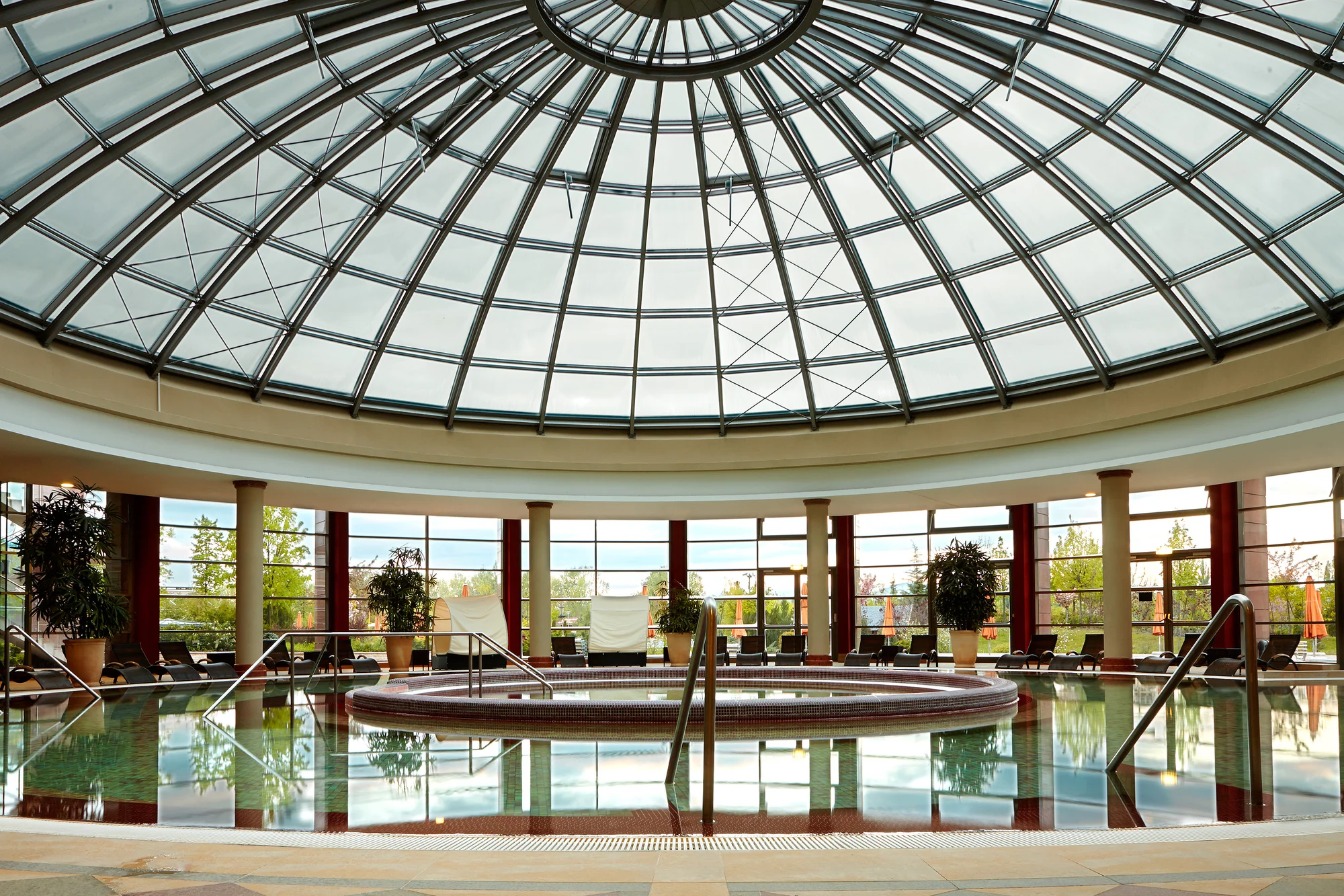 Relax v Budapešti: 4*S hotel, polopenze, obří aquapark a wellness neomezeně, 2 děti až do 13,9 let zdarma