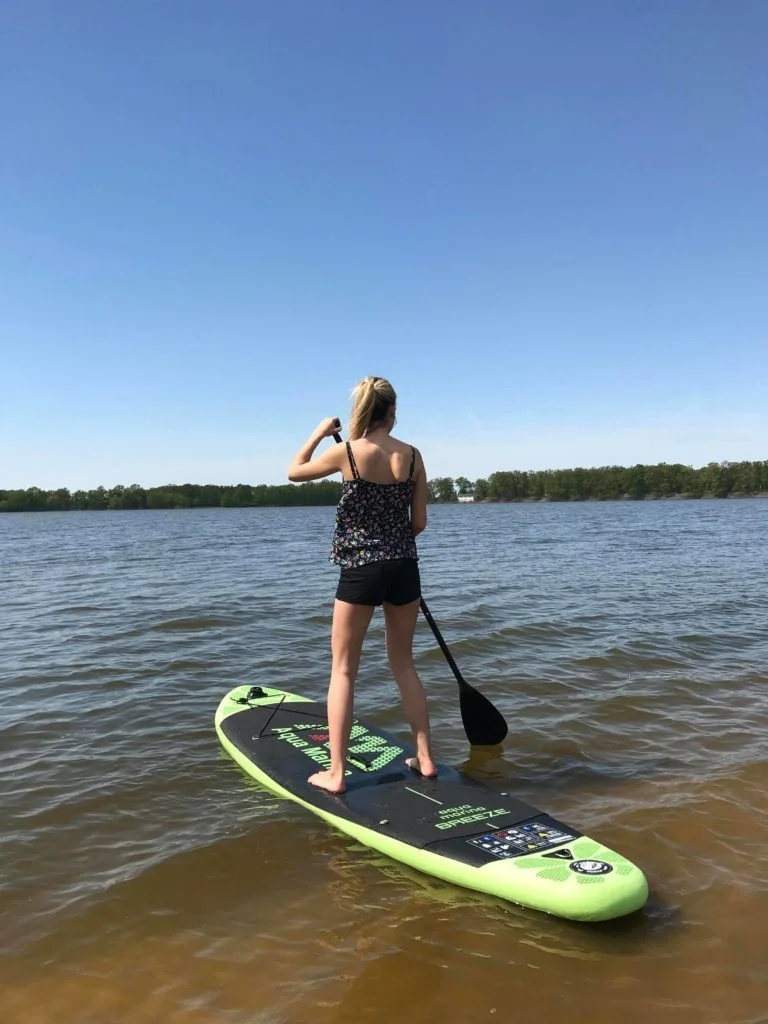 Vodní hrátky kdekoli chcete: půjčení paddleboardu včetně vybavení