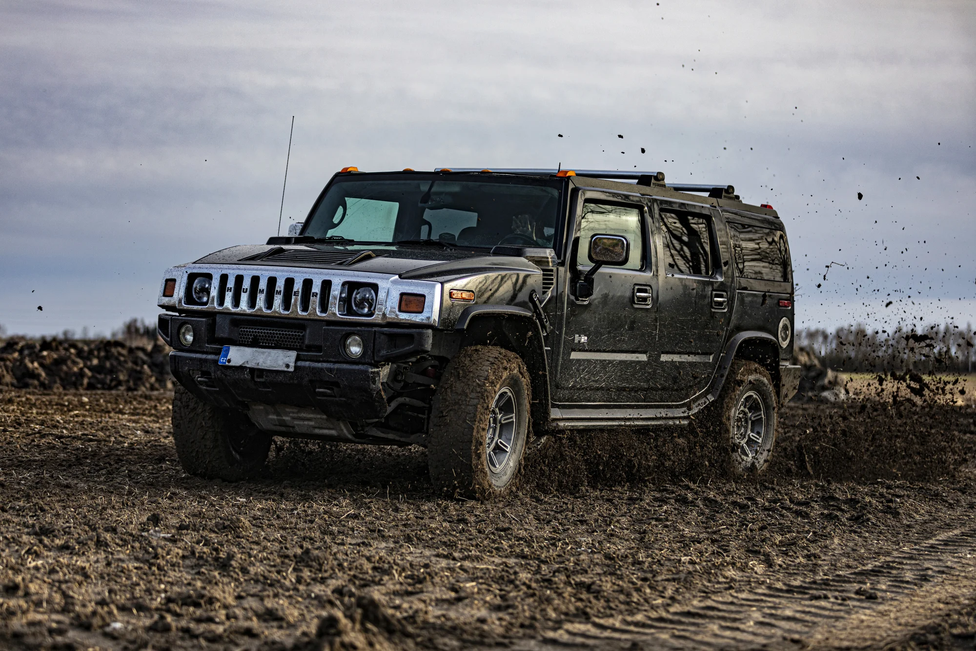 15 až 60 minut adrenalinu: jízda s instruktorem v Hummer H2