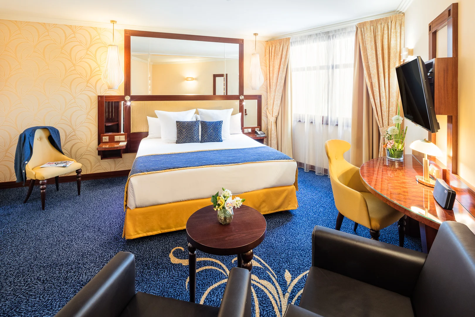 Čarokrásný pobyt se snídaní přímo na Václavském náměstí: 5* hotel ukrývající nebývalý luxus