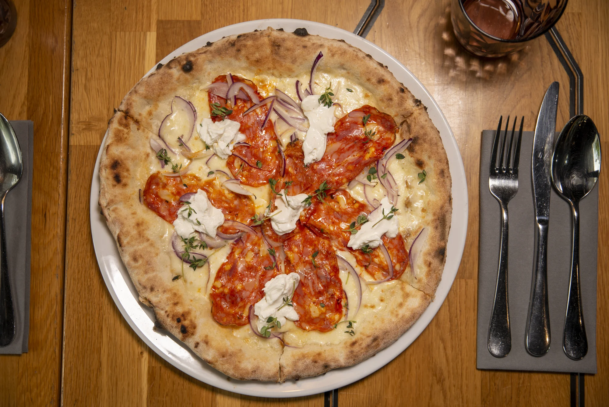 Vstup na Žižkovskou věž a pizza podle výběru v restauraci Miminoo