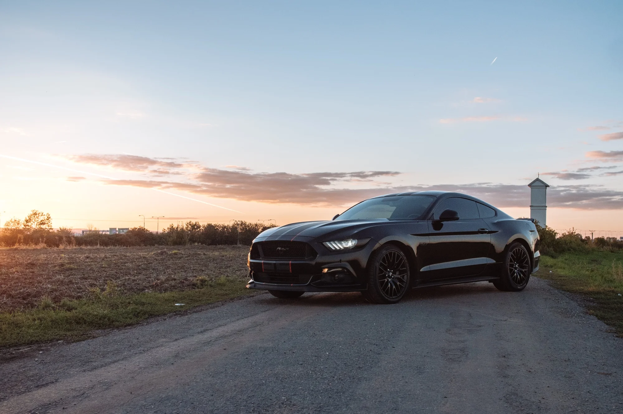 Usedněte za volant supersportu: nabušený Ford Mustang GT 5.0