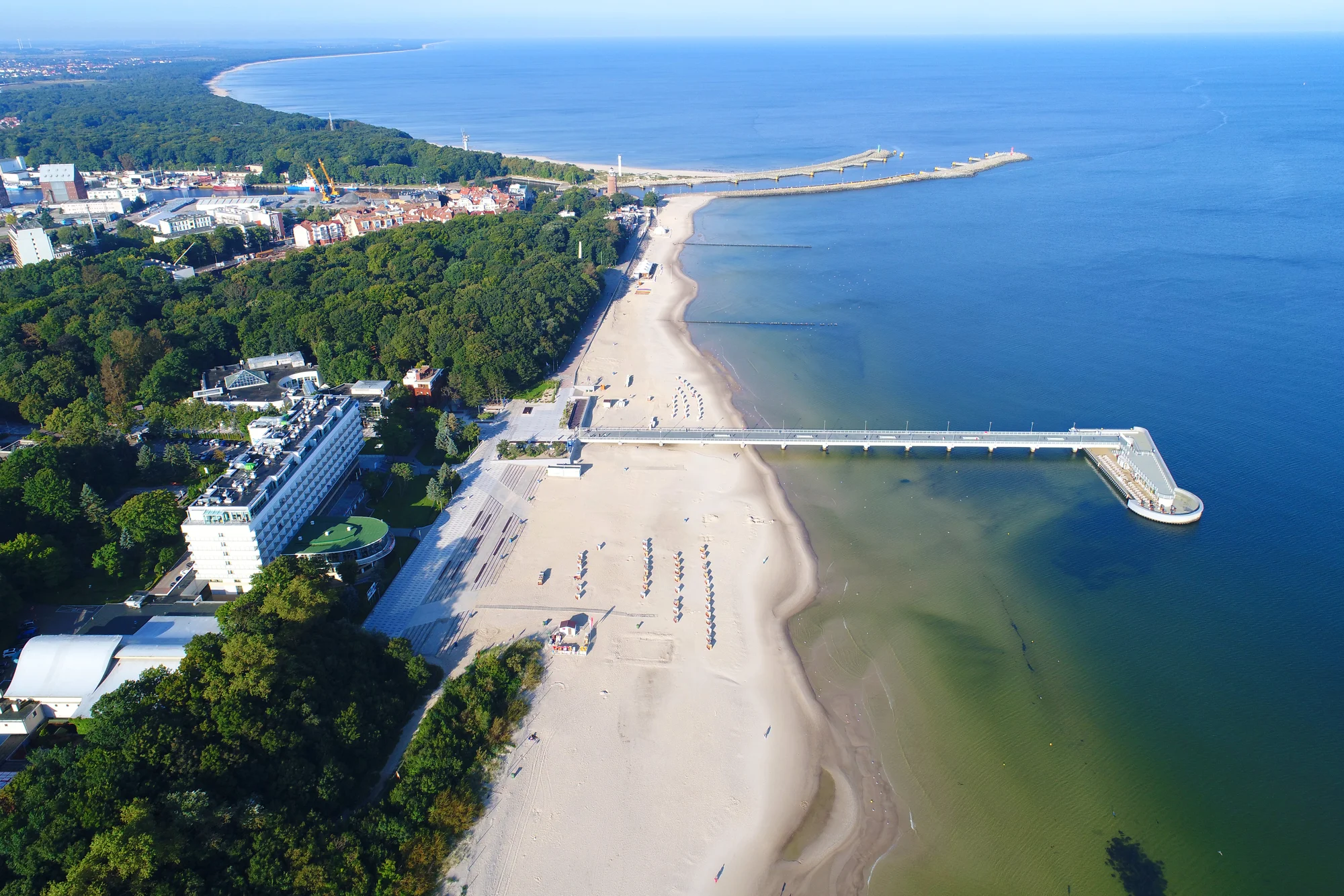 Ozdravný pobyt na Baltu: hotel přímo u pláže, polopenze i vstup do wellness a procedury každý den