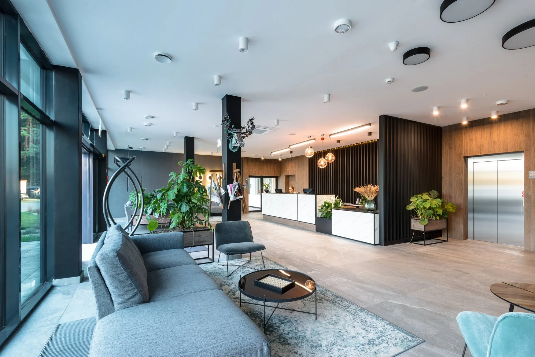 Dovolená u Baltu pro páry i rodiny: moderní resort s wellness, bazénem a jídlem, 5 min. od pláže