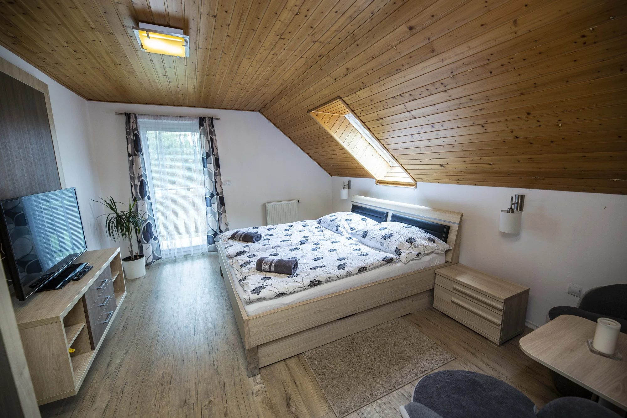 Pobyt v apartmánech u Pekla Čertovina s polopenzí i bazénem odpočinkem ve wellness
