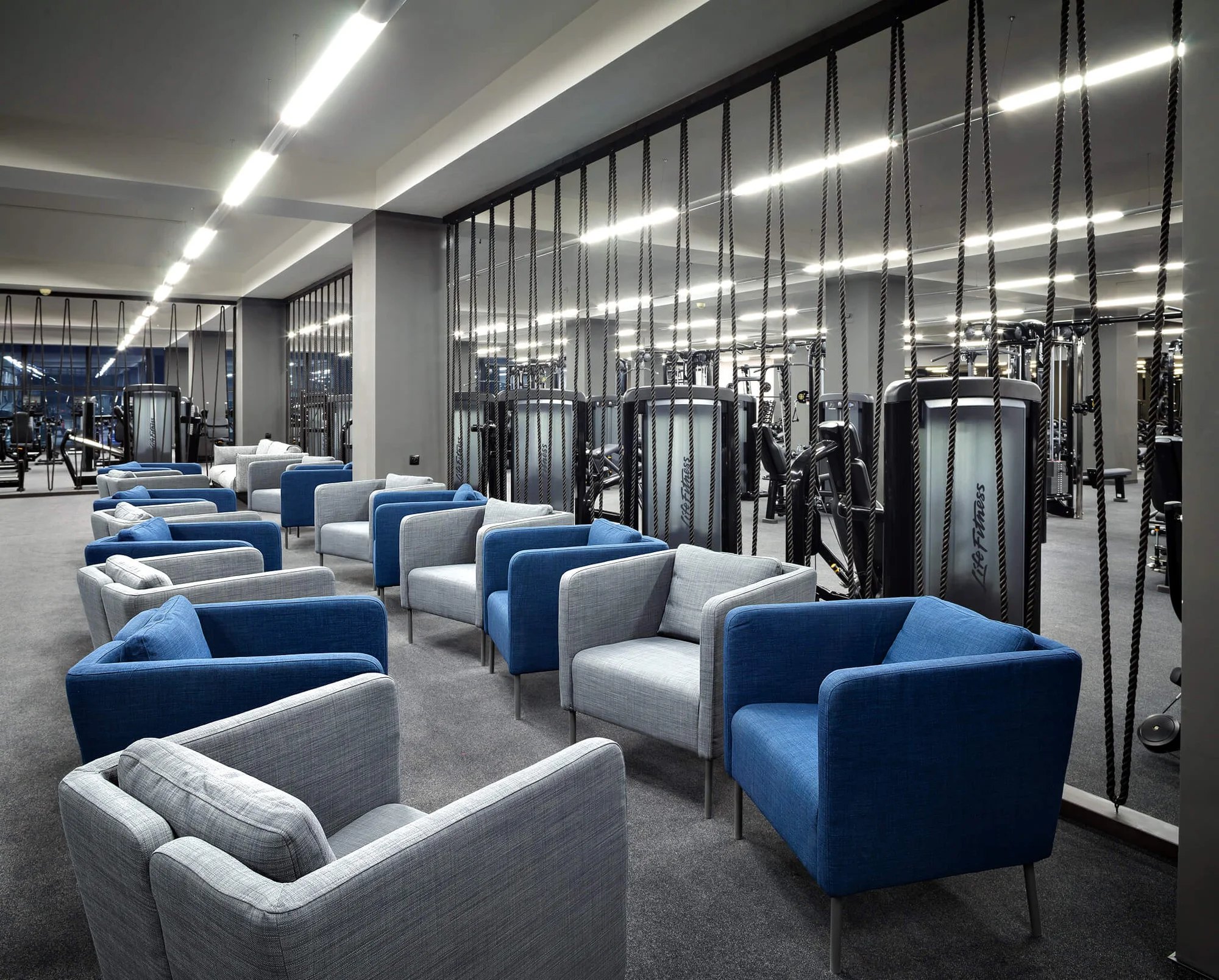 Jeden neomezený vstup do fitka a finské sauny na třinácti pobočkách Max fitness