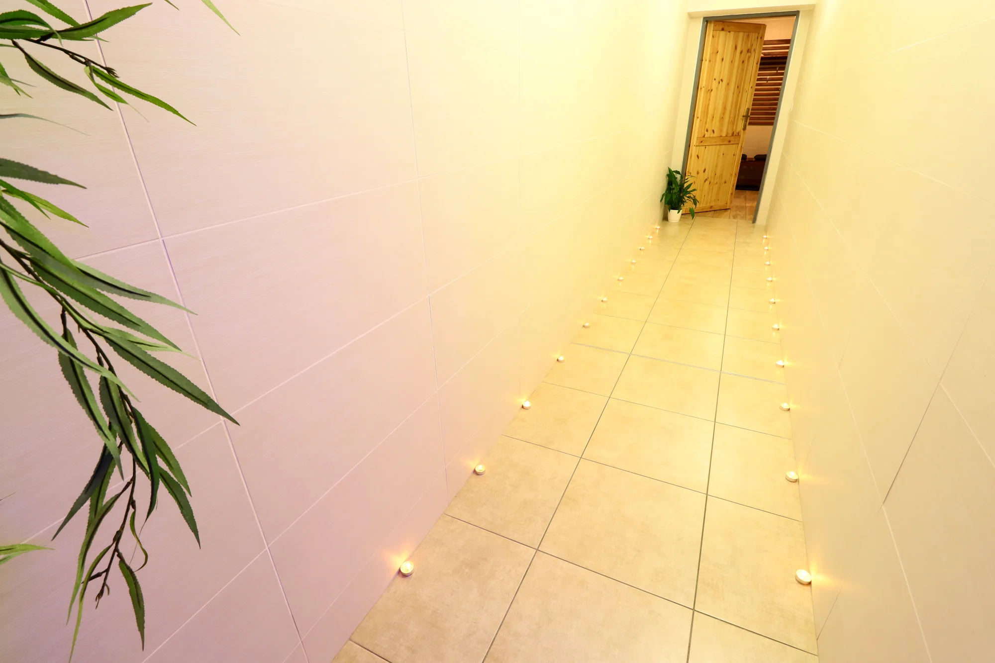 Privátní wellness: finská sauna nebo vířivka na 60 nebo 120 minut pro 2 osoby