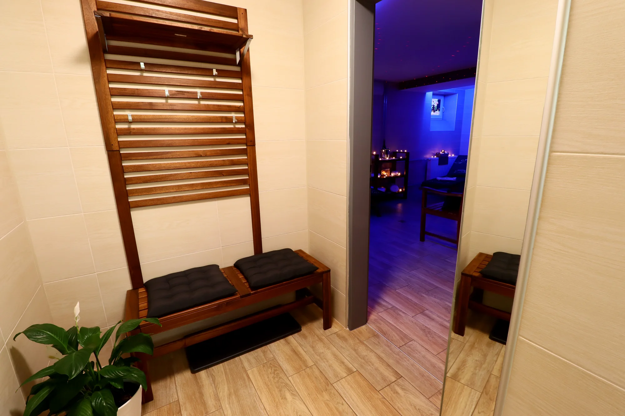 Privátní wellness: finská sauna nebo vířivka na 60 nebo 120 minut pro 2 osoby
