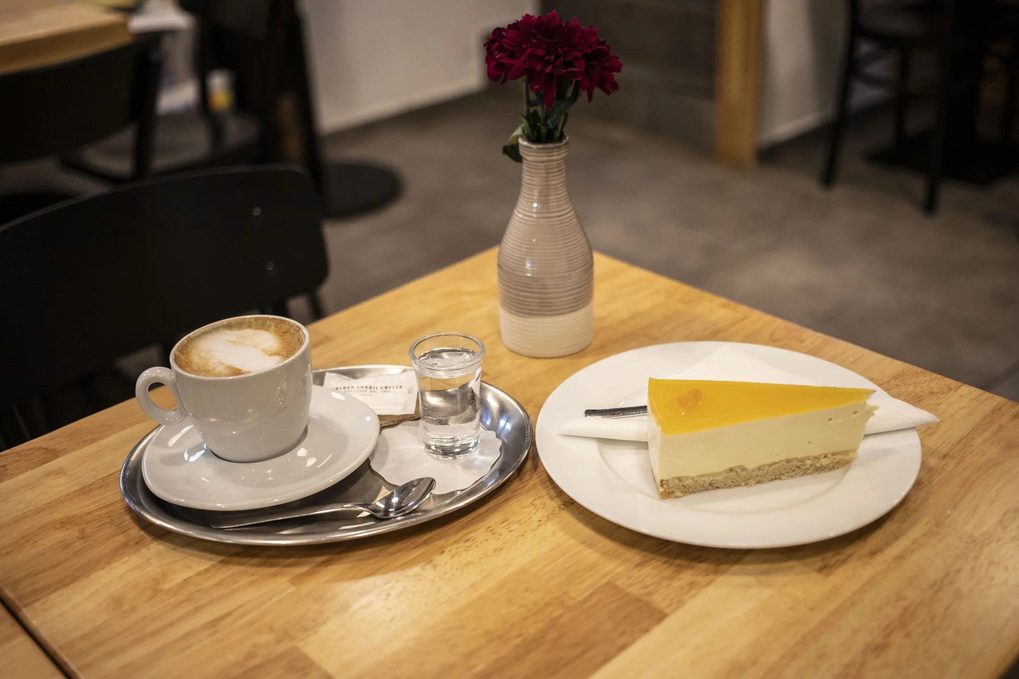 Otevřený voucher na celé menu v kavárně v centru Budějovic: 200-400 Kč