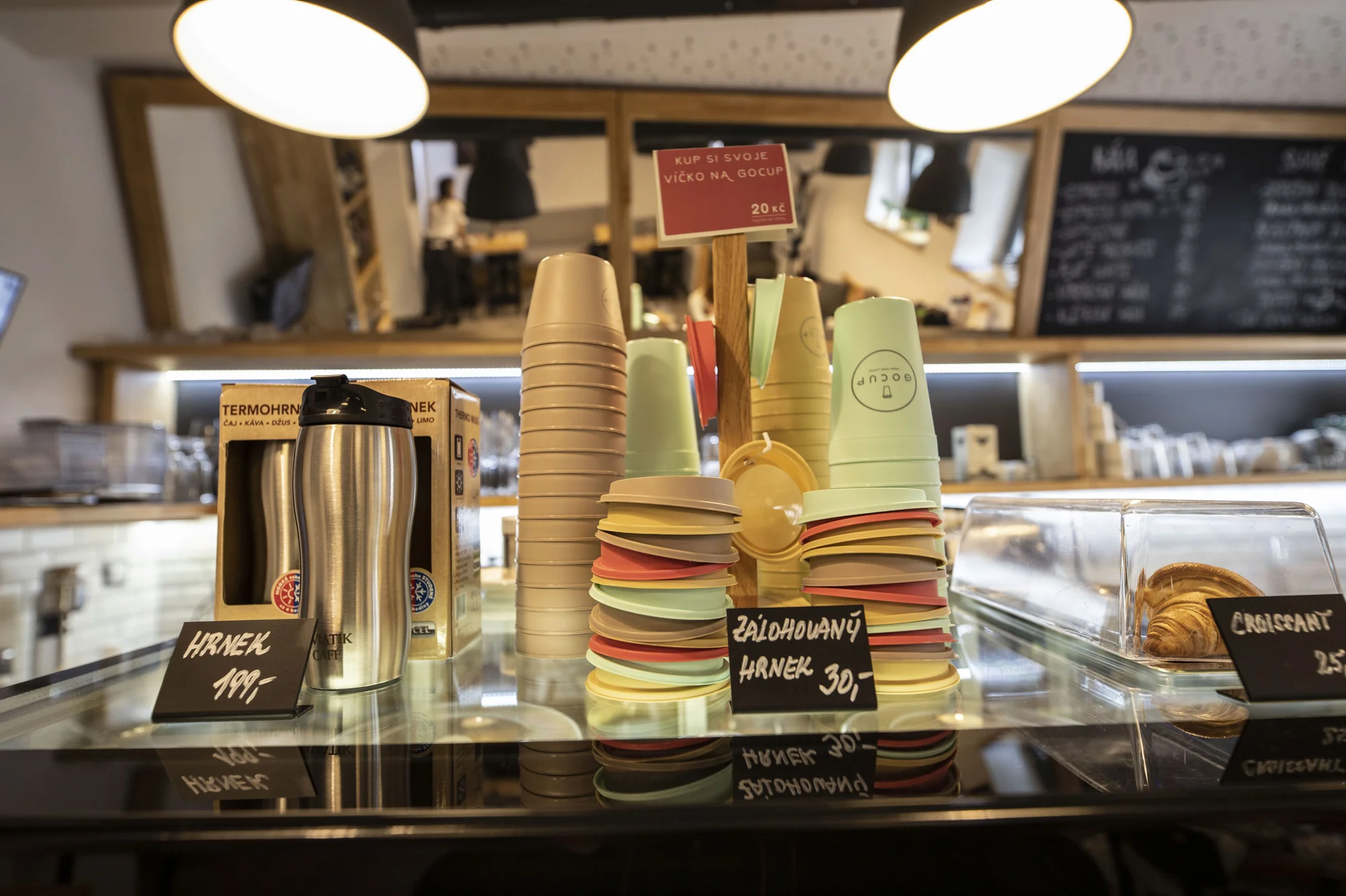 Otevřený voucher na celé menu v kavárně v centru Budějovic: 200-400 Kč