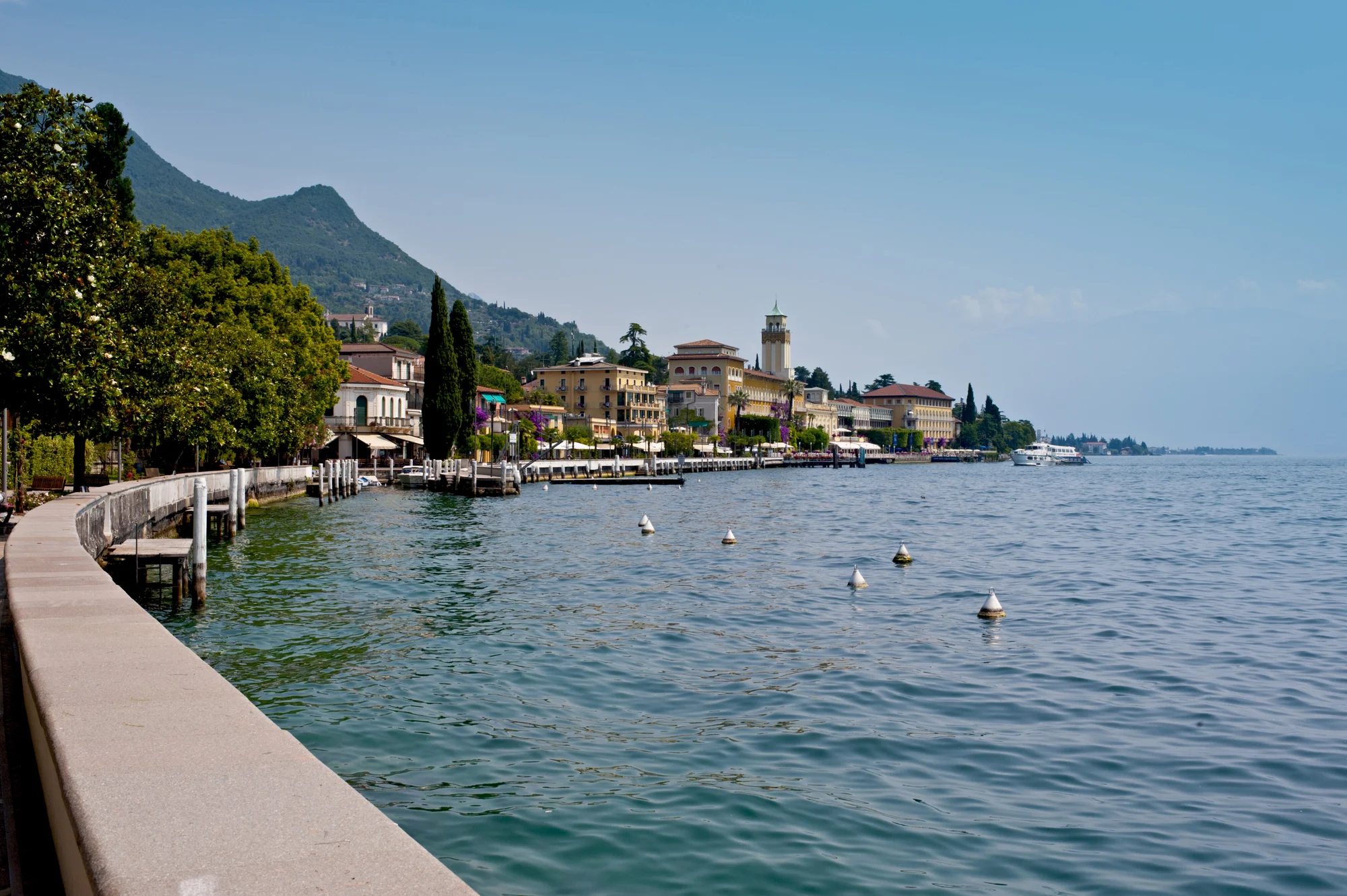 Dovolená pro pár i rodinu na břehu Lago di Garda: snídaně, wellness i kola