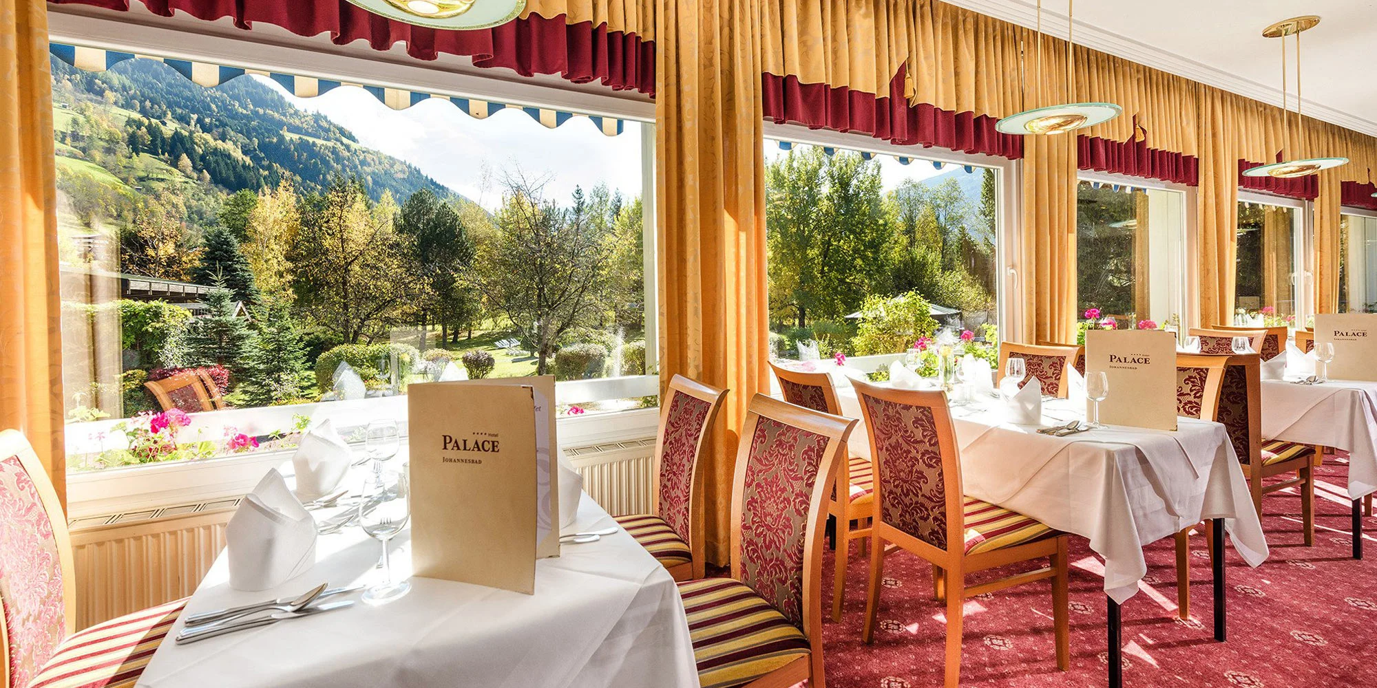 4* dovolená v Gasteinu: jídlo, až 2 děti zdarma a neomezený wellness