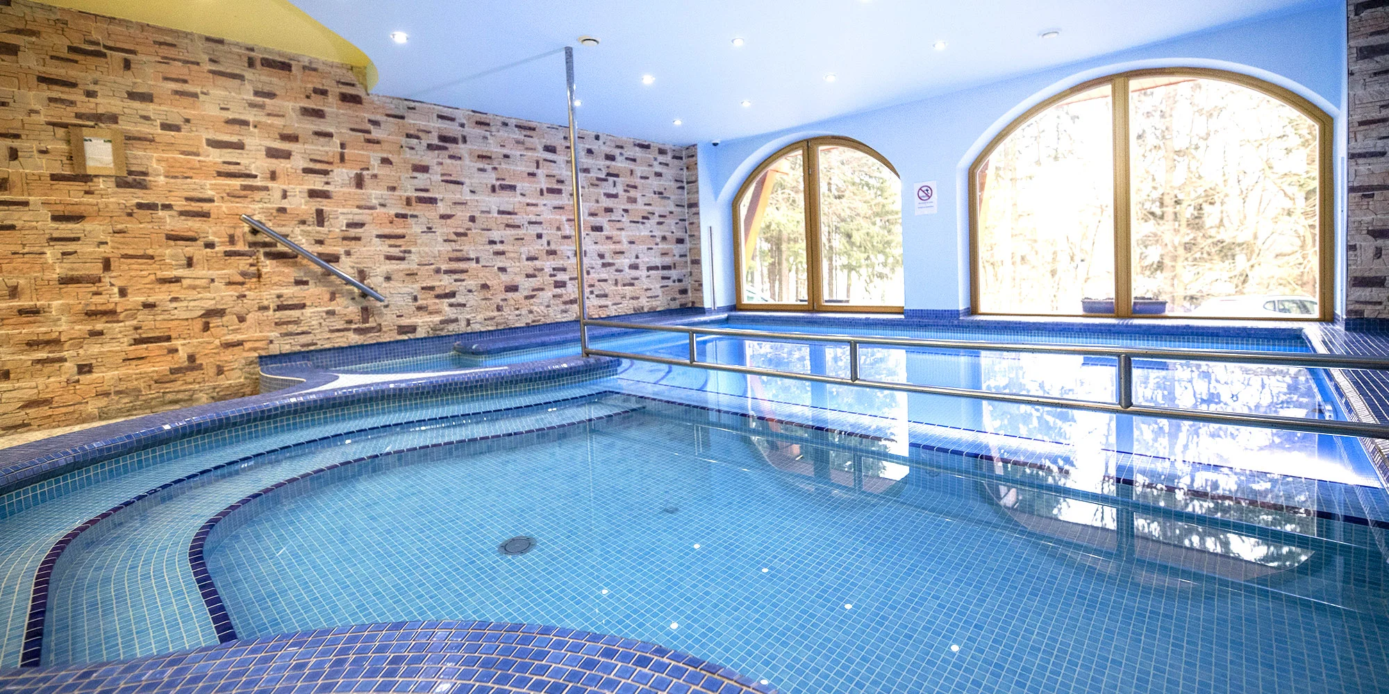 Pobyt ve Špindlerově Mlýně: polopenze, neomezeně wellness se saunou, vířivkou a bazénem