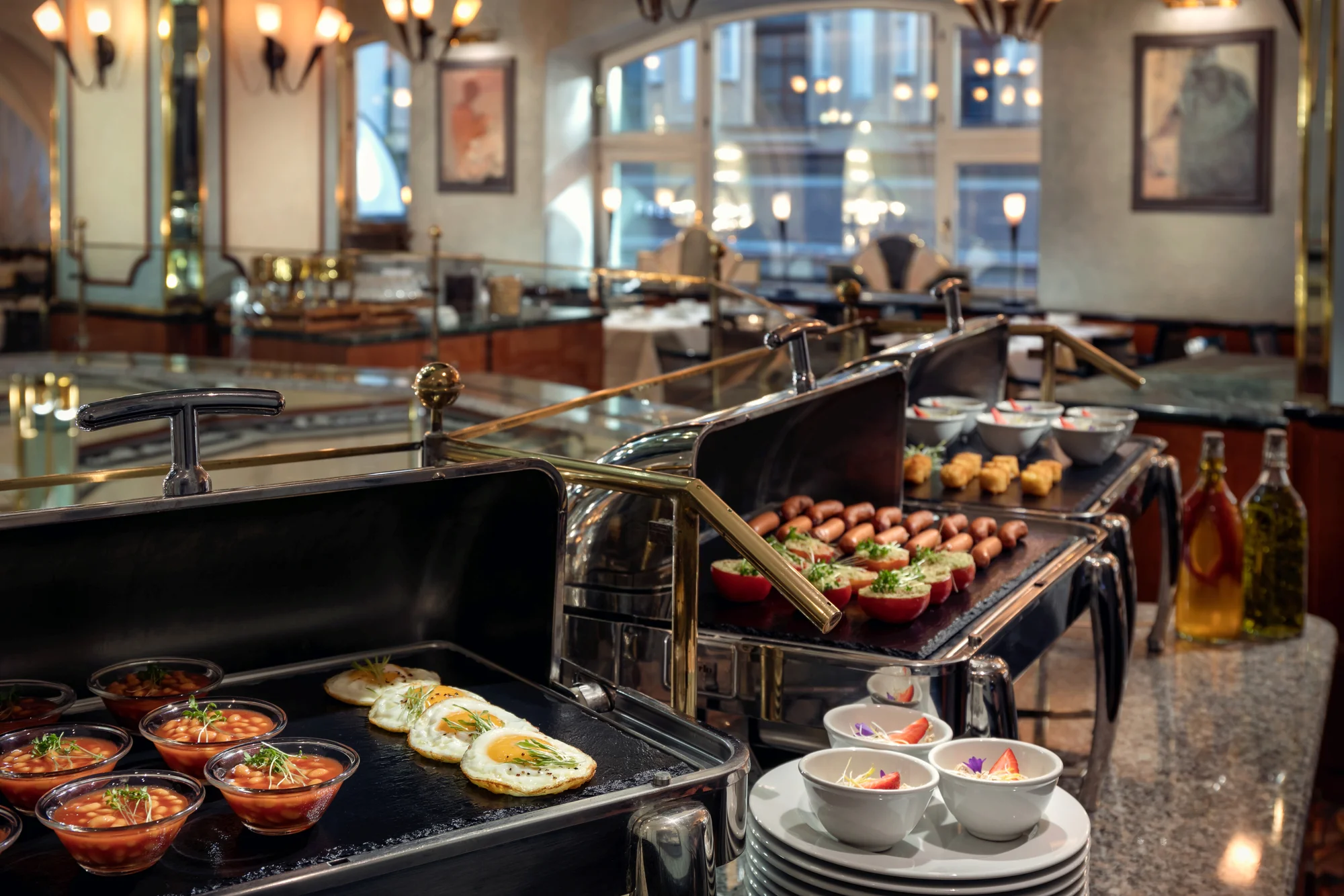 Luxusní hotel u Václavského náměstí: pokoj Deluxe, snídaně, parkování i pozdní check-out