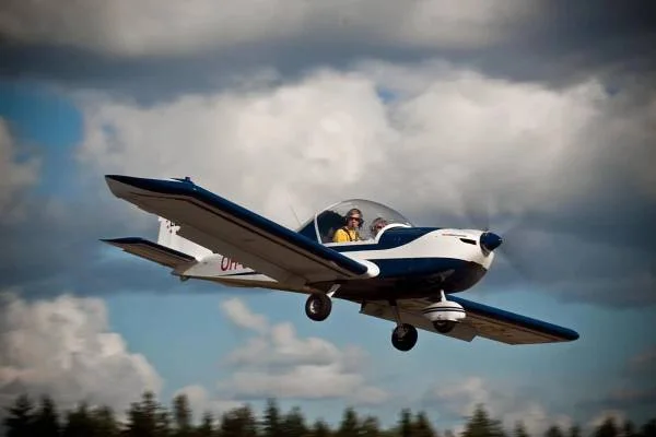 Vzhůru do oblak: 20 až 60 minut pilotem na zkoušku a instruktáž