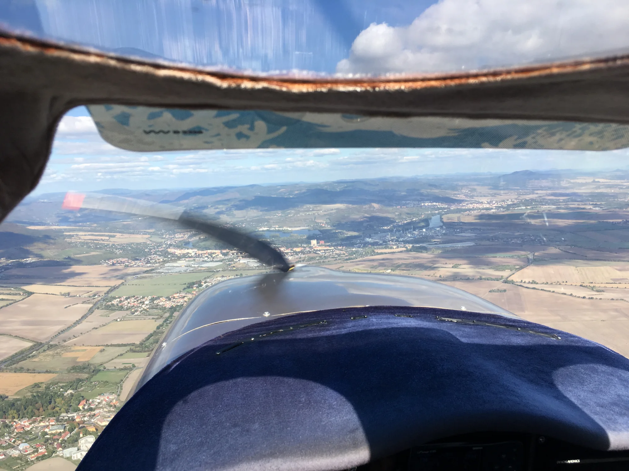 Vzhůru do oblak: 20 až 60 minut pilotem na zkoušku a instruktáž