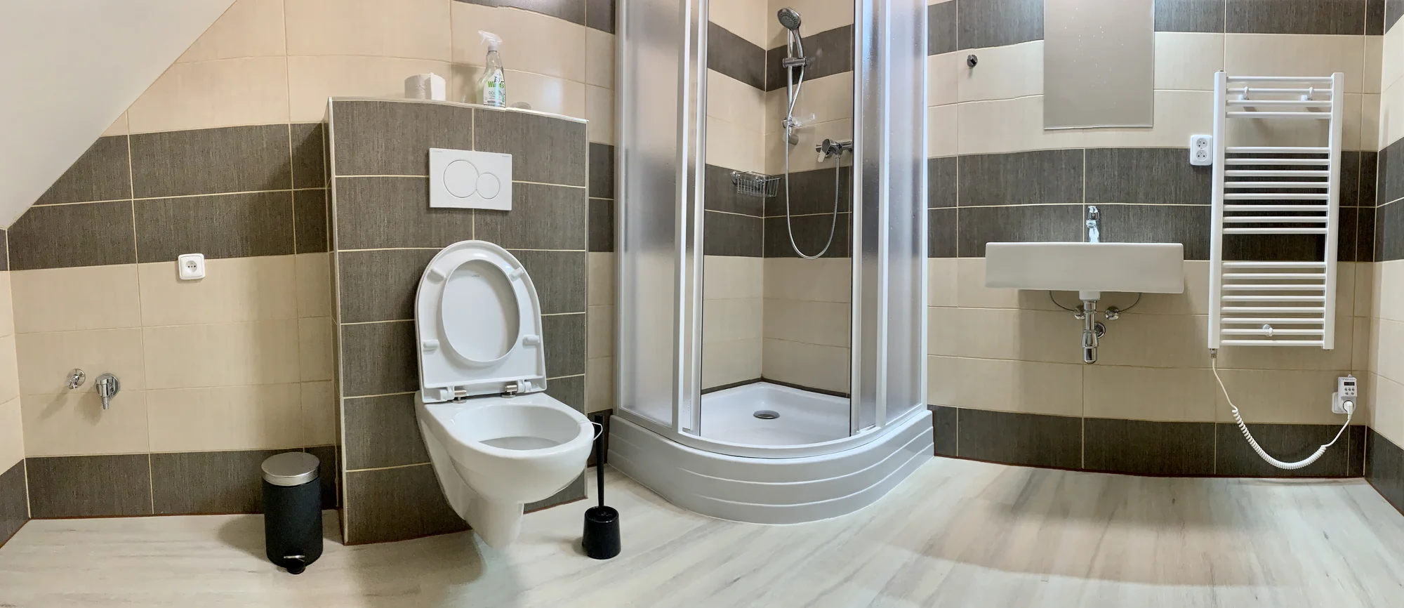 Pobyt na statku pod Brdy: vybavené apartmány až pro 5 osob i vyjížďka na koních
