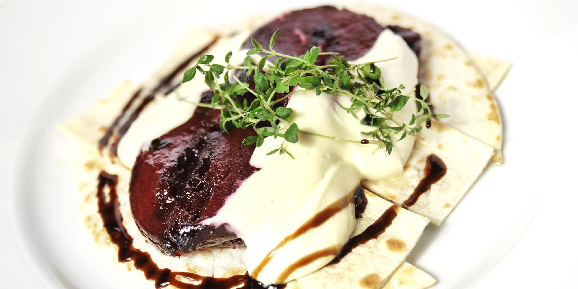 Romantika pro dva: čtyřchodové menu podle výběru, sekt a výzdoba