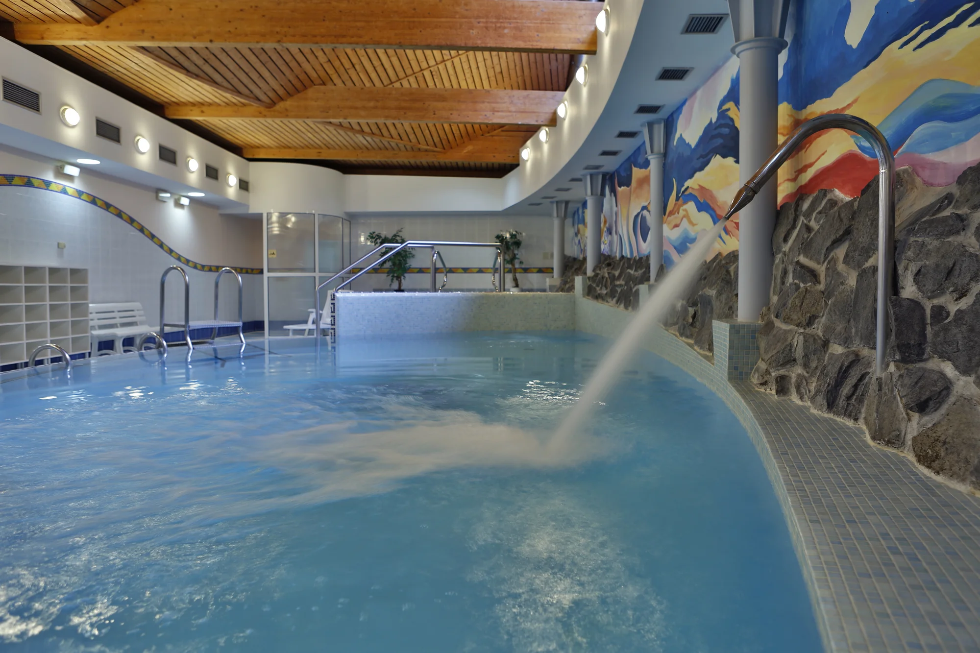 Pobyt v Karlových Varech: polopenze, neomezený wellness i procedury
