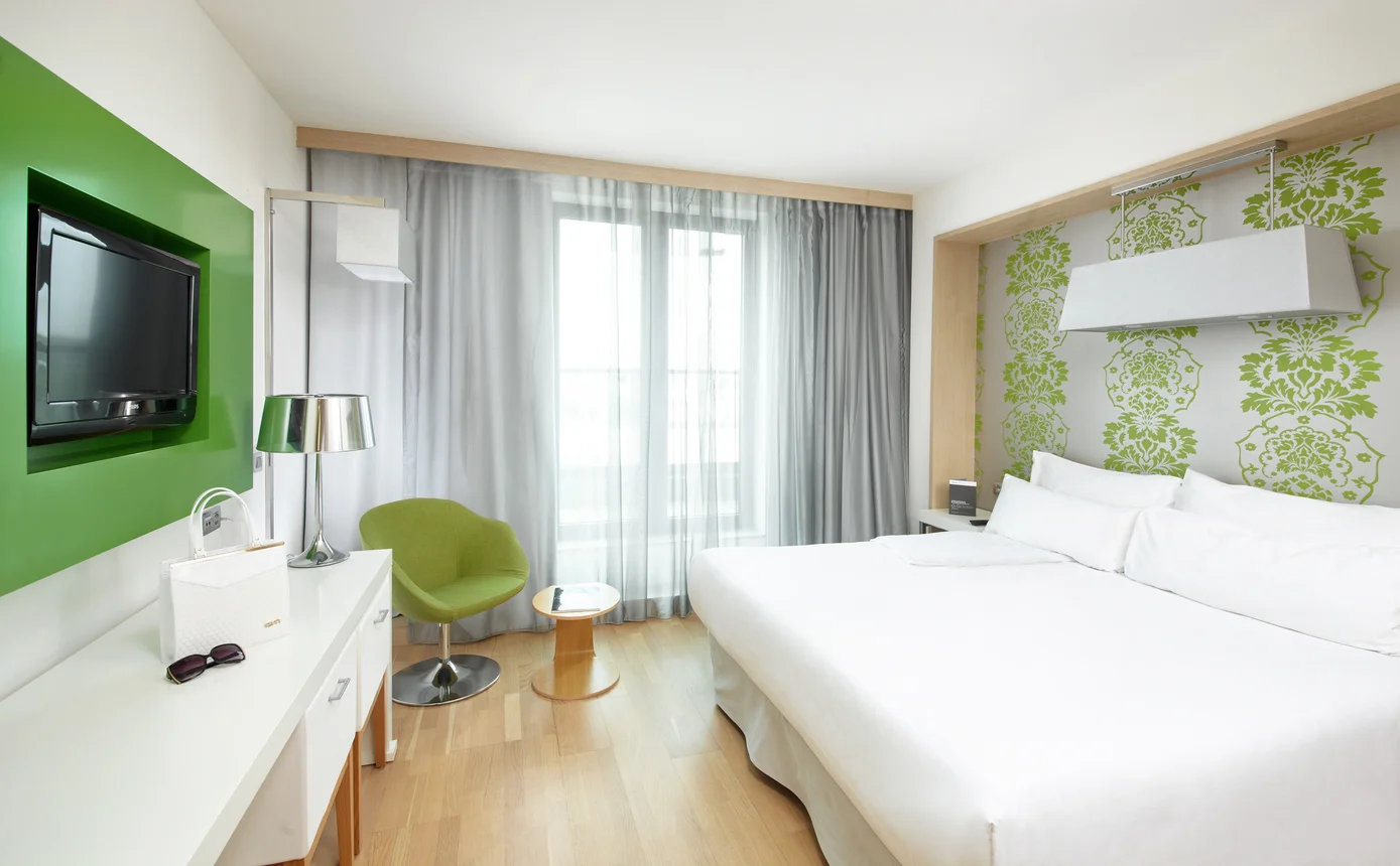 Pobyt v luxusním 4* hotelu v Praze pro pár i rodinu: snídaně, polopenze, sauna, fitness
