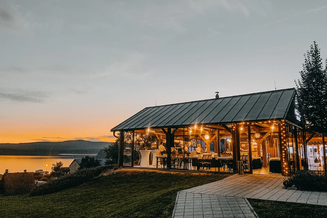 Časově neomezený vstup do wellness a saunového světa na Lipně pro 1 nebo 2 osoby
