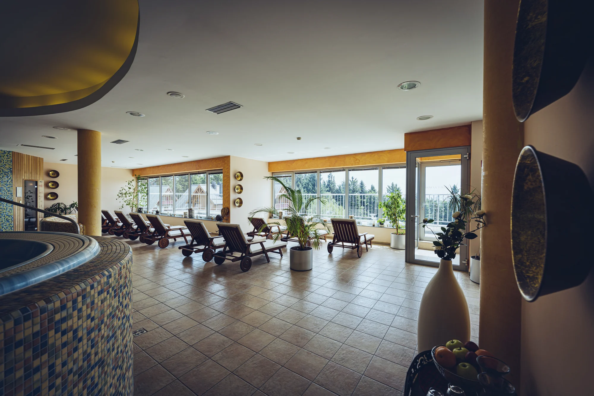 Dovolená ve Slovinsku: horský hotel u Mariboru s polopenzí a bazénem