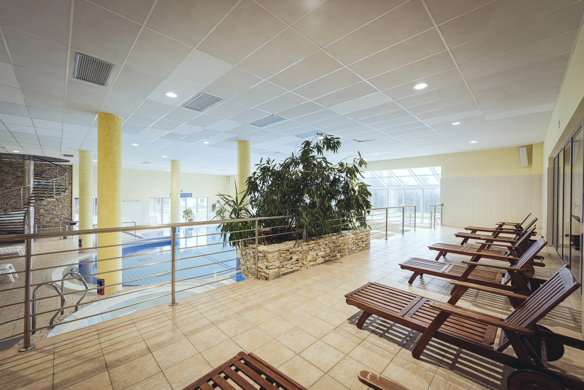Dovolená ve Slovinsku: horský hotel u Mariboru s polopenzí a bazénem