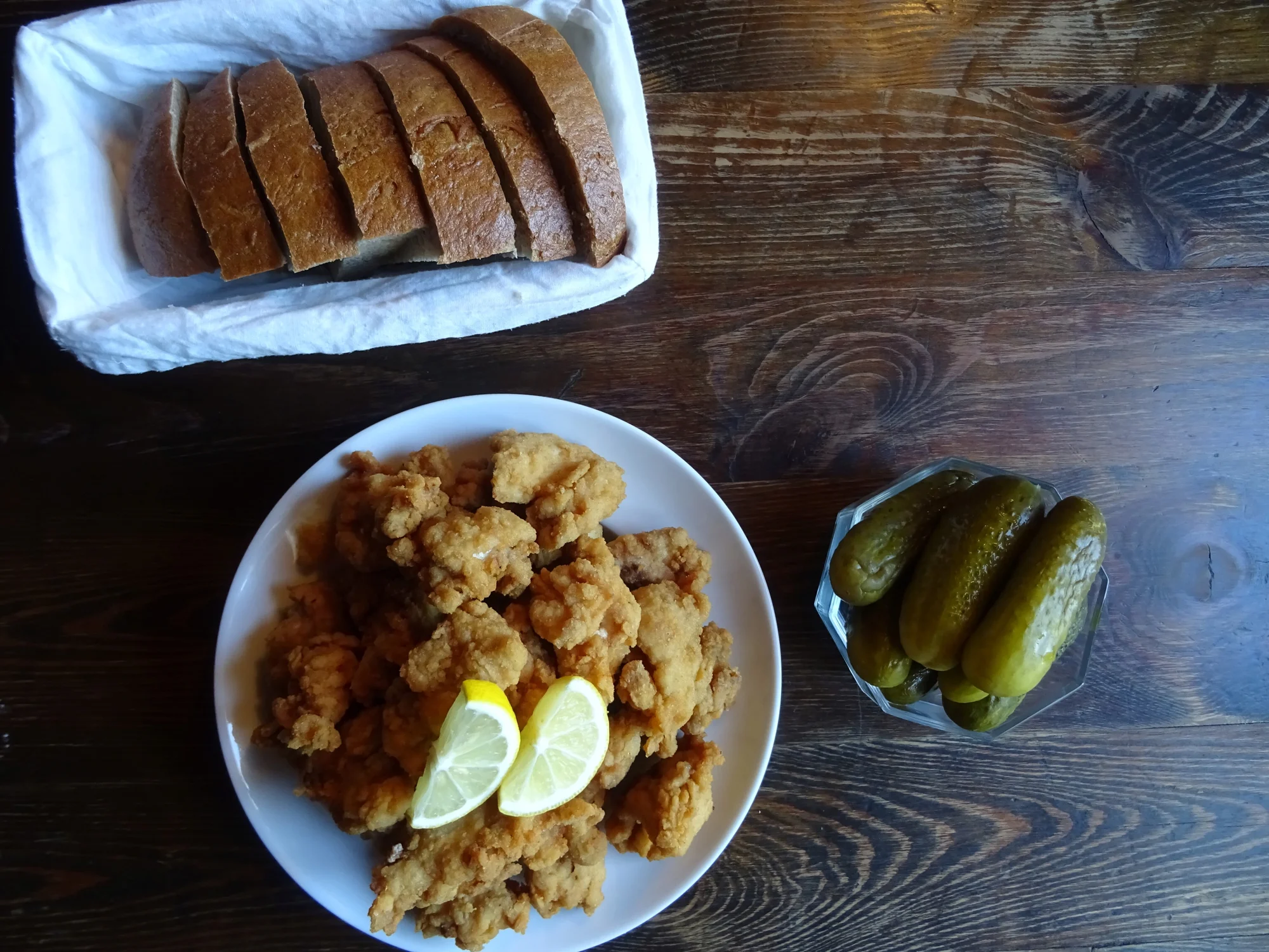 1 či 2 kg řízků marinovaných ve smetaně s přílohami: vepřové, kuřecí nebo mix