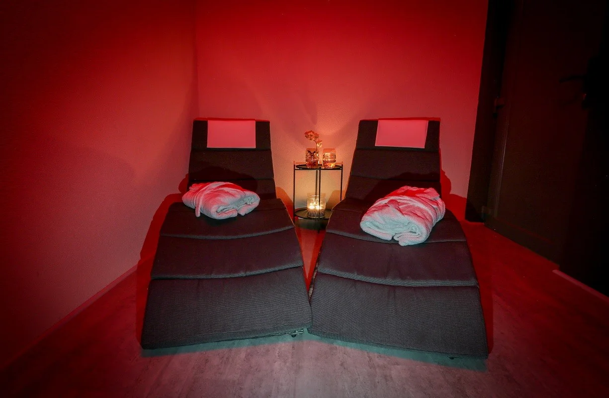 Luxusní wellness na Hluboké: privátní koupel v růžích nebo pivní lázně pro dva