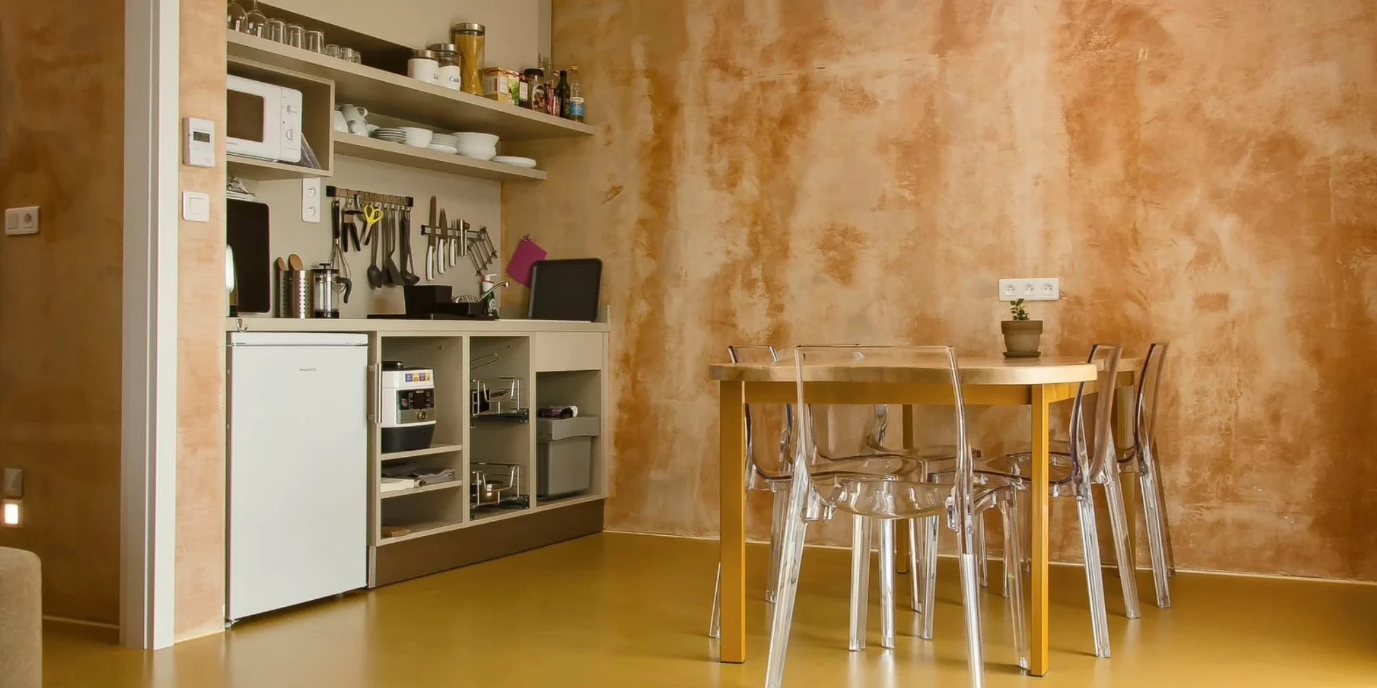 Krásné apartmány uprostřed Hrubého Jeseníku: kuchyňka i krytá terasa