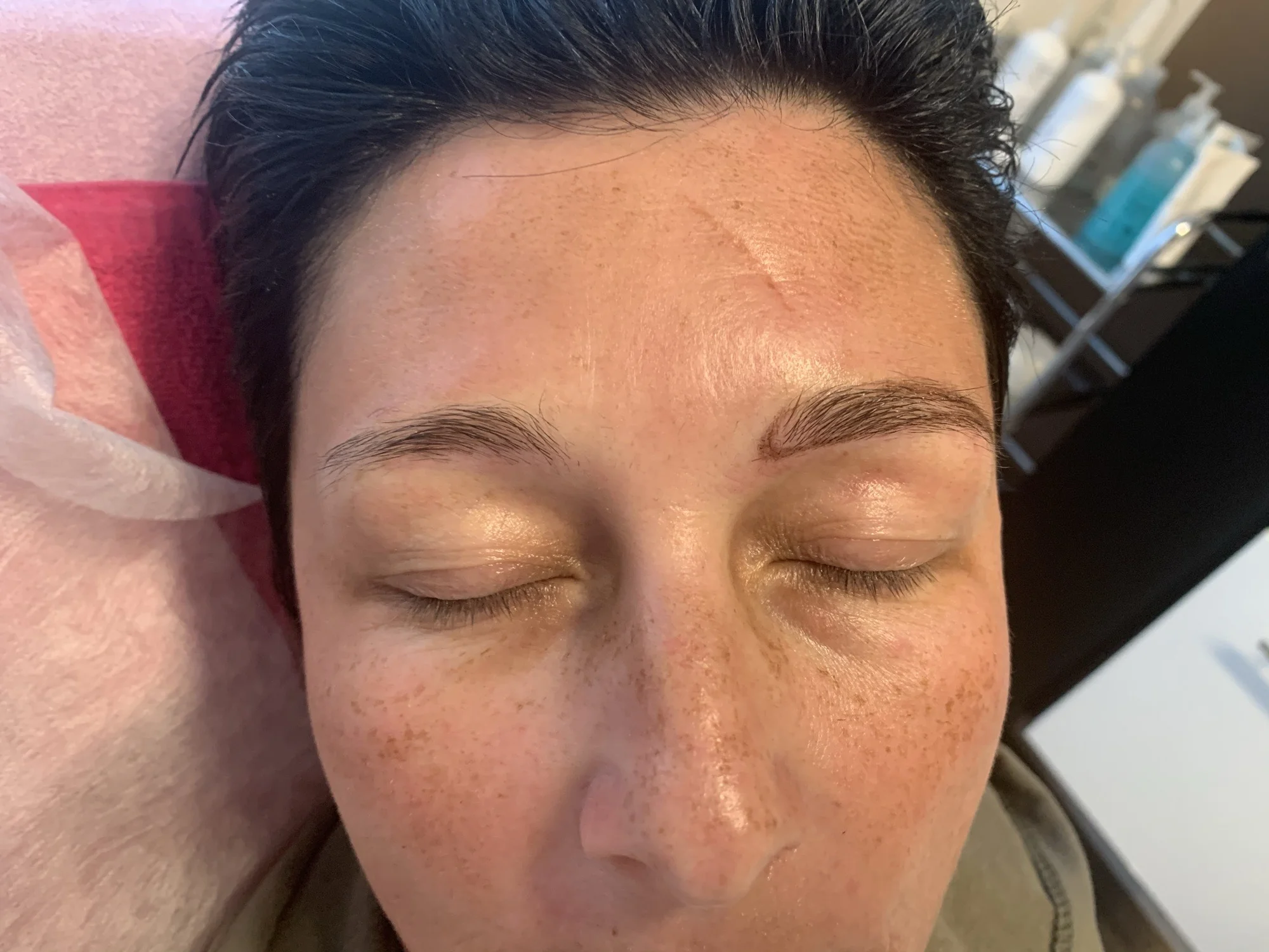 Permanentní make-up obočí technikou 3D vláskování bez i včetně korekce