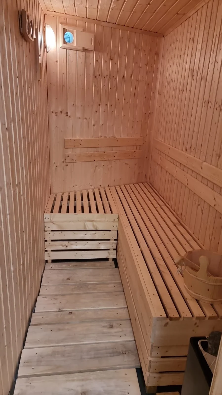 Pobyt na pomezí Jizerek a Krkonoš: snídaně či polopenze, sauna i půjčení elektrokol