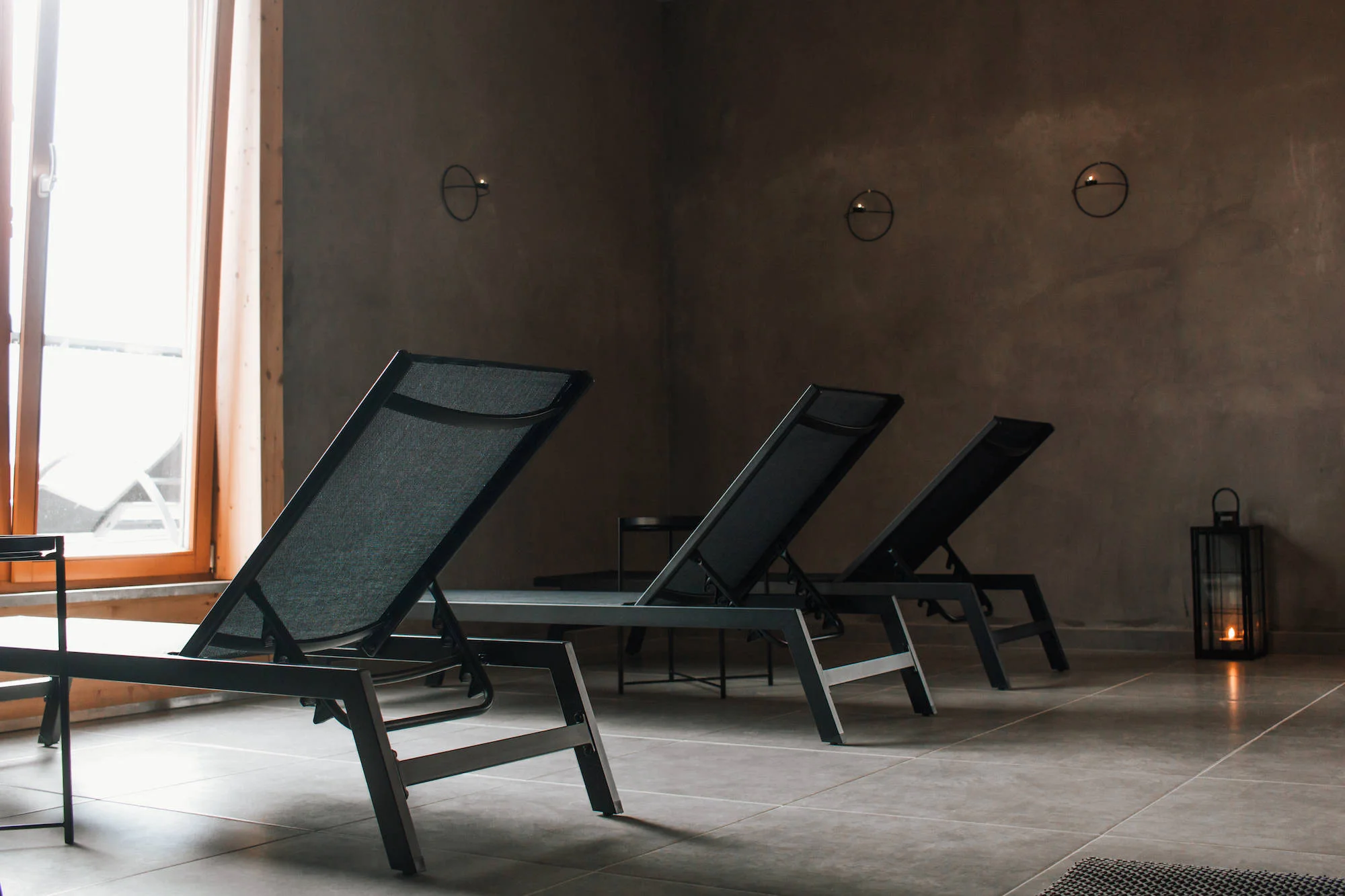 Parádní relax: vstup na 150 min. do saunového světa a lahev sektu pro dva