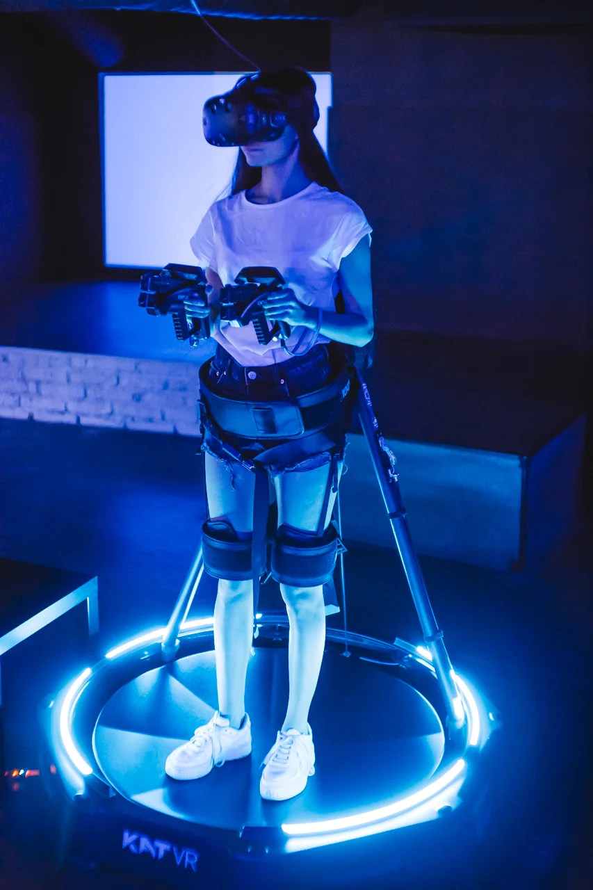 Virtuální realita s pohybovou platformou KAT VR Walk: 15 až 60 minut hry