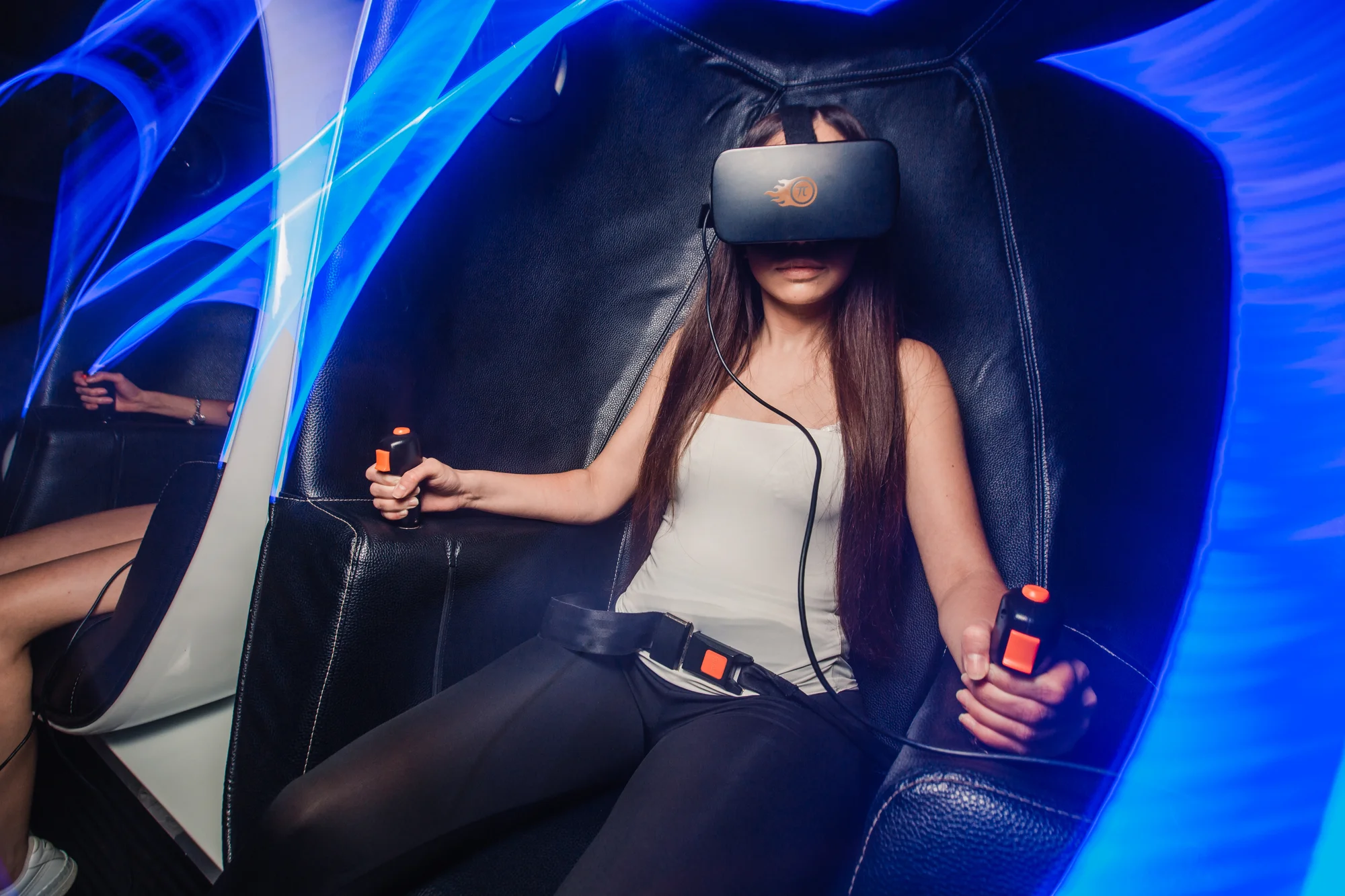 40 min. adrenalinu pro 4 osoby: laser game, laserové bludiště a 9D kino