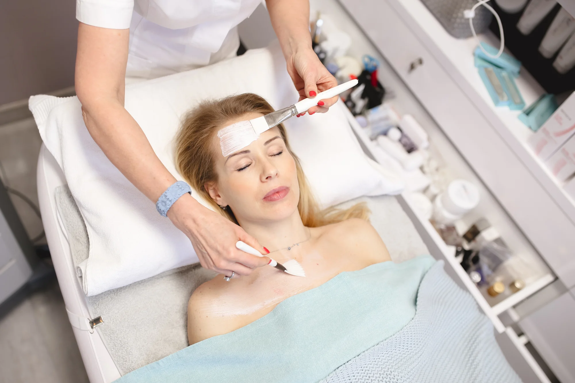 Kosmetické ošetření: relaxace, detox i efektivní vypnutí a omlazení pleti včetně skin mapingu