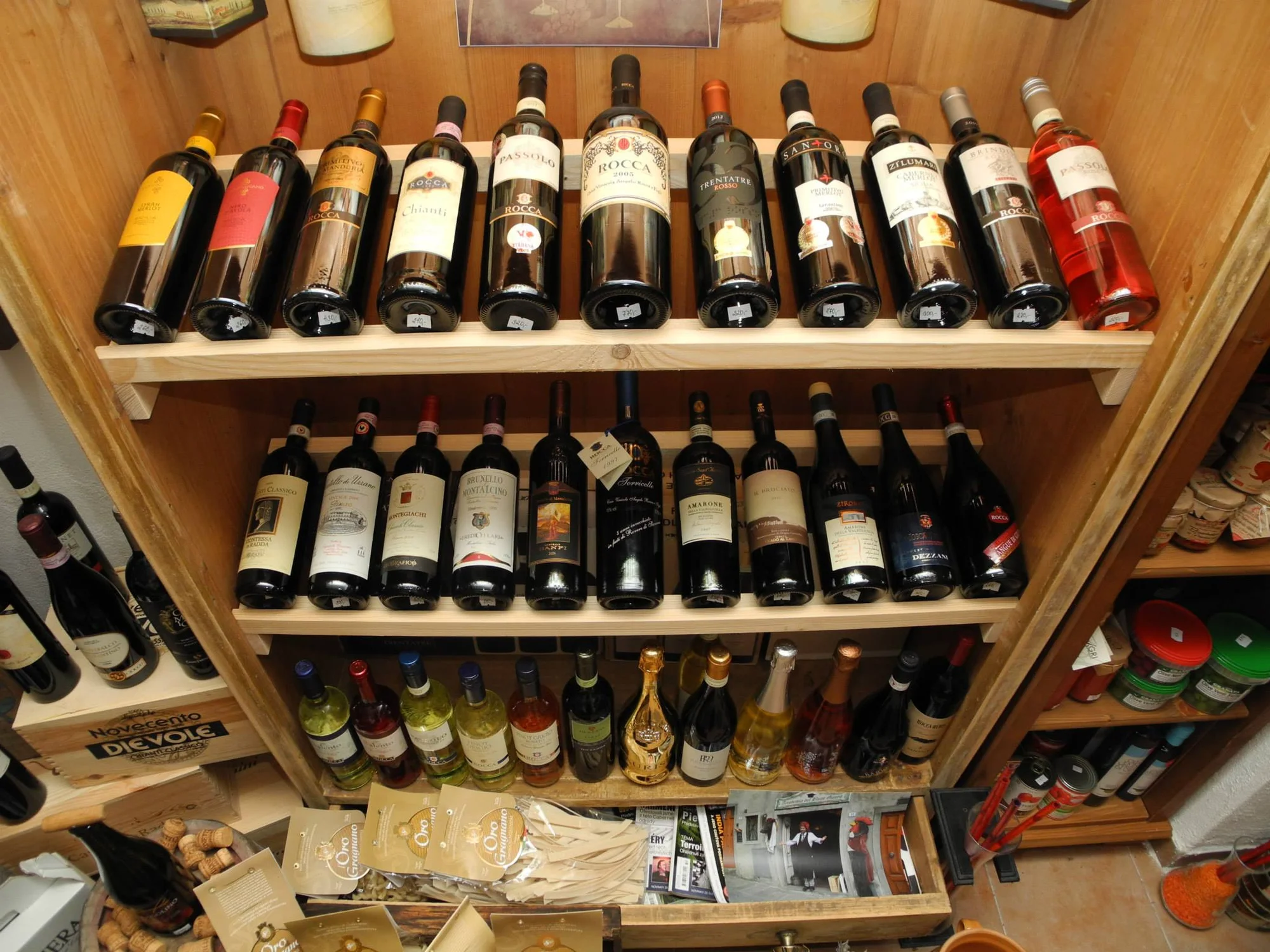 Degustace 12 stáčených italských vín pro jednu až čtyři osoby