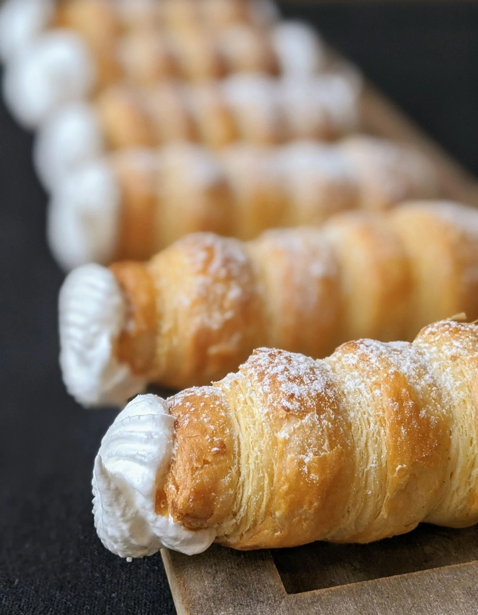 Online kurzy pečení z dílny Sweet Flow: kváskový chleba, pralinky a odpalované těsto