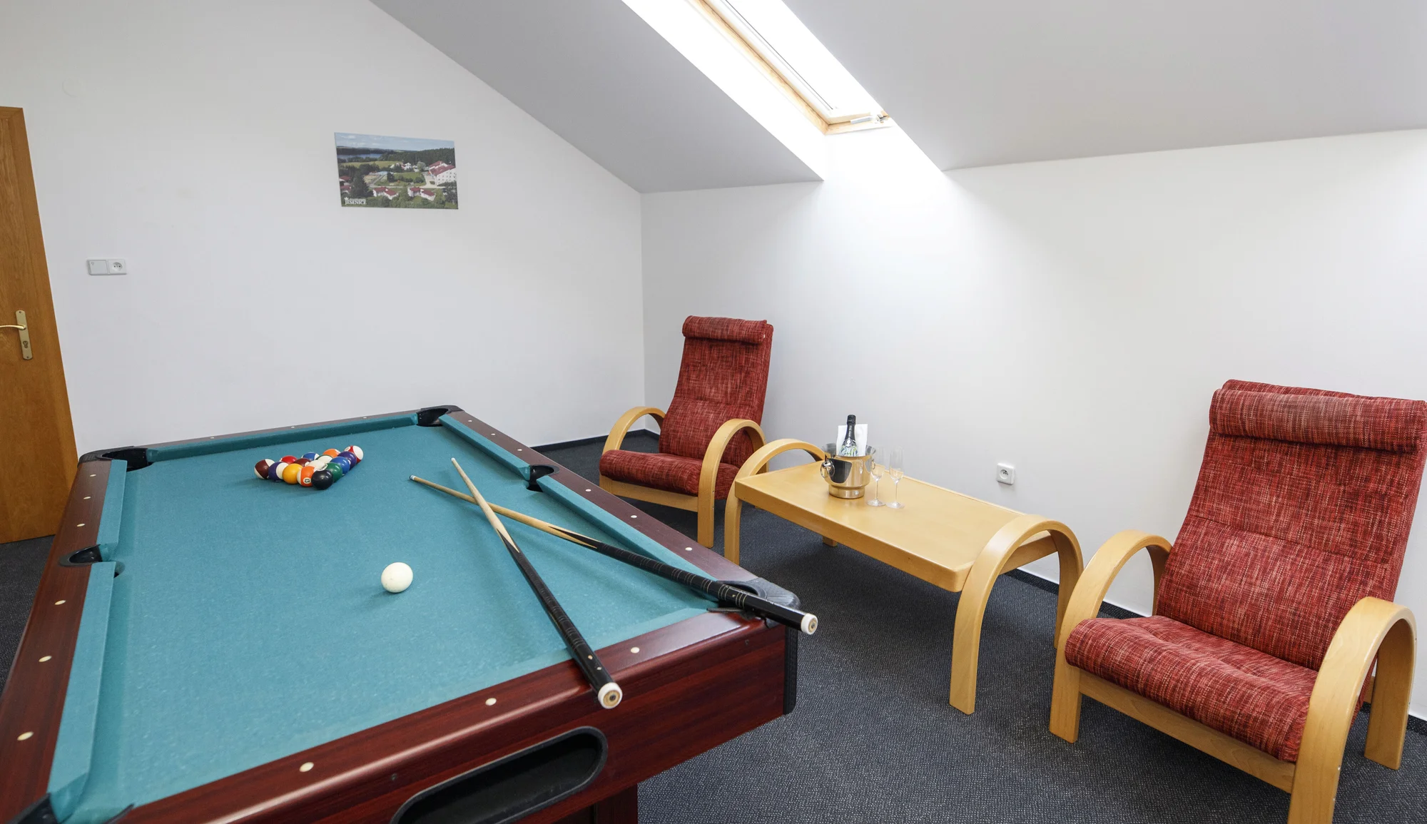 Jesenice v novém: pobyt na Křivoklátsku s all inclusive či polopenzí a sleva na relax i bowling