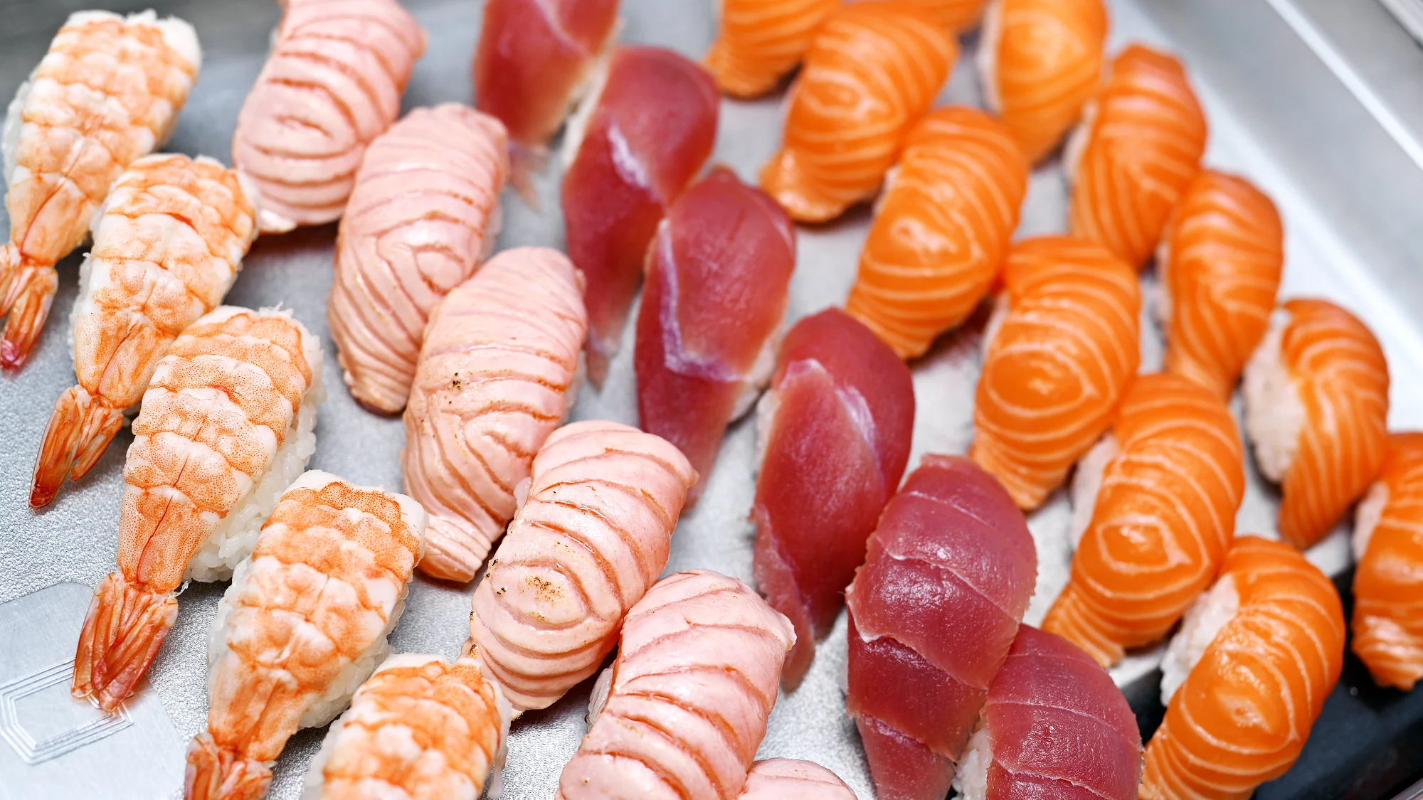 Snězte, co můžete v Bufet GoWok na Smíchově: sushi, wok i grilované speciality a nápoj
