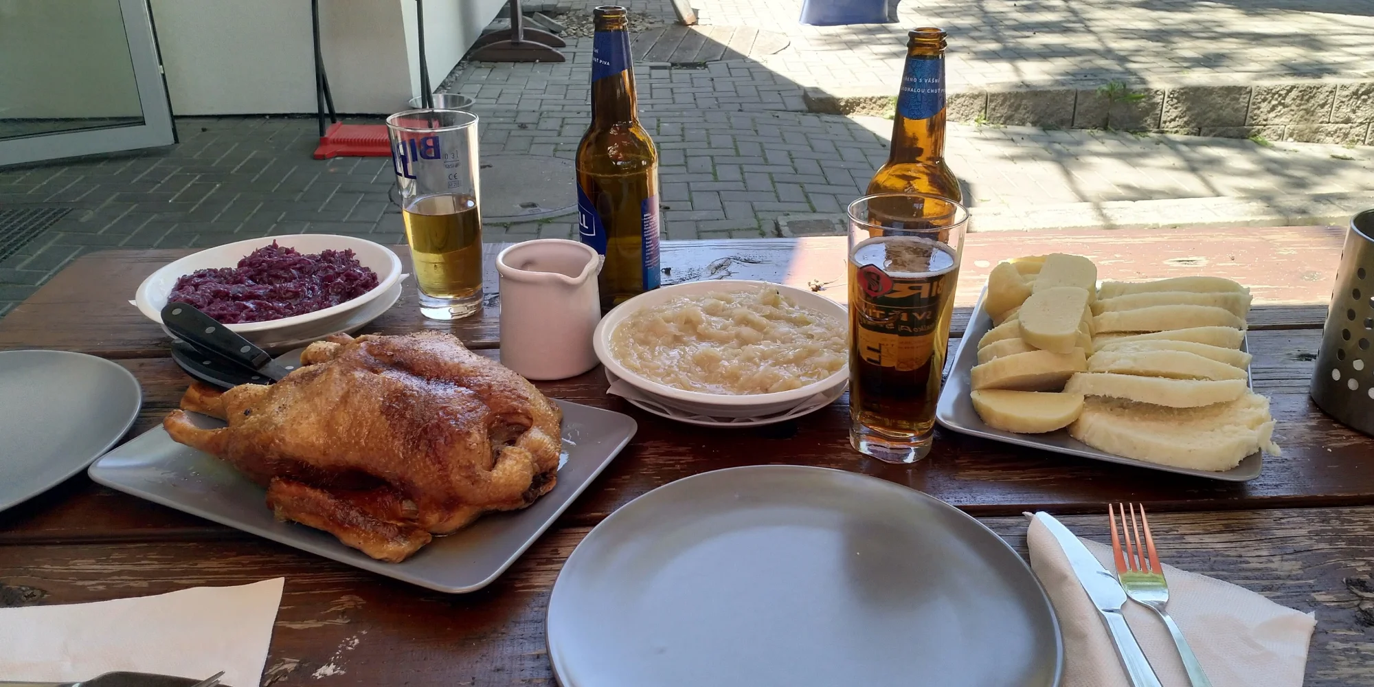 Voucher na 250 nebo 500 Kč do tradiční české restaurace Pod Jasanem