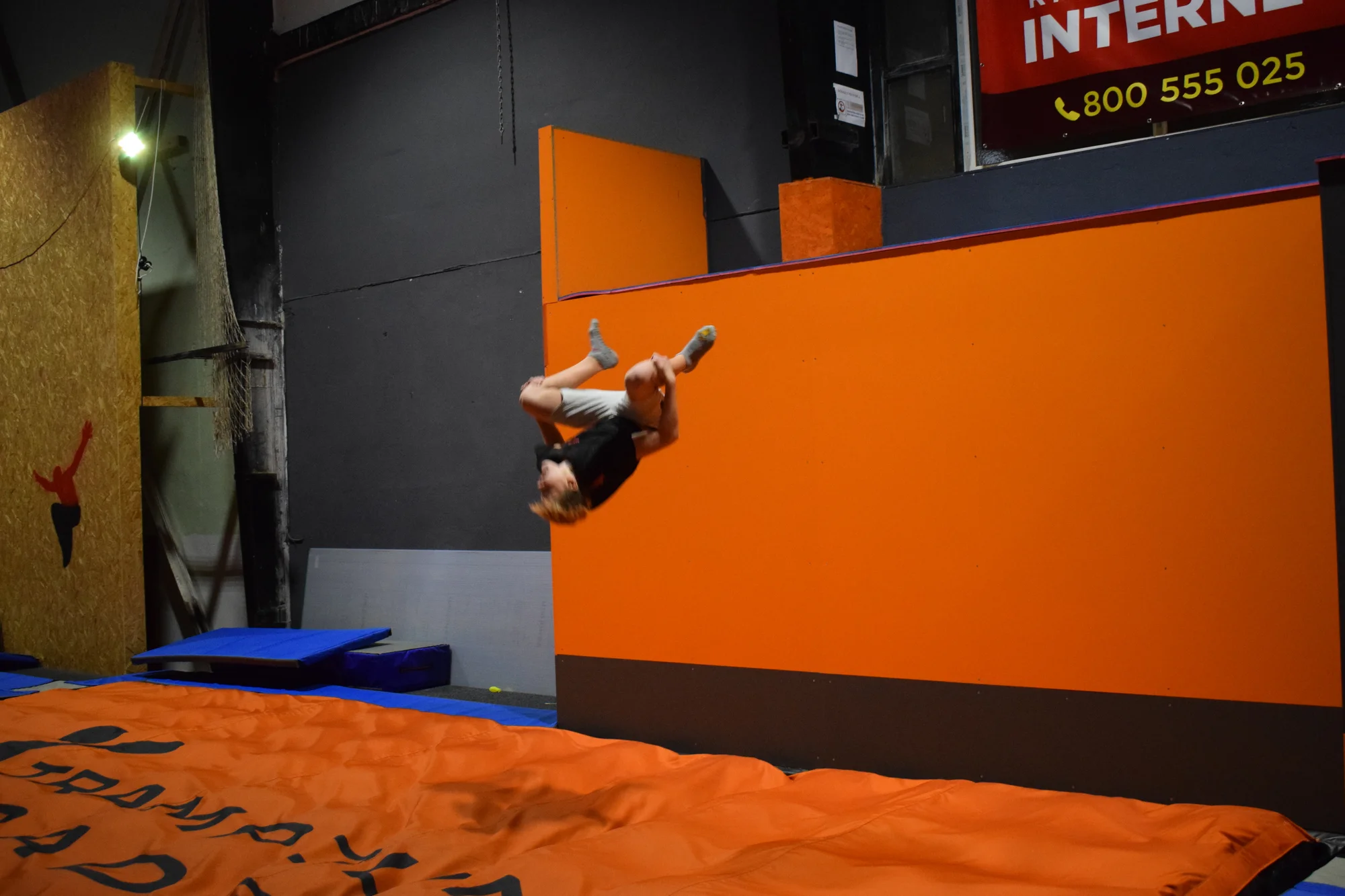 Vstup do Jump Arény plné trampolín: hodinové nebo celodenní skákání ve všední dny i o víkendu