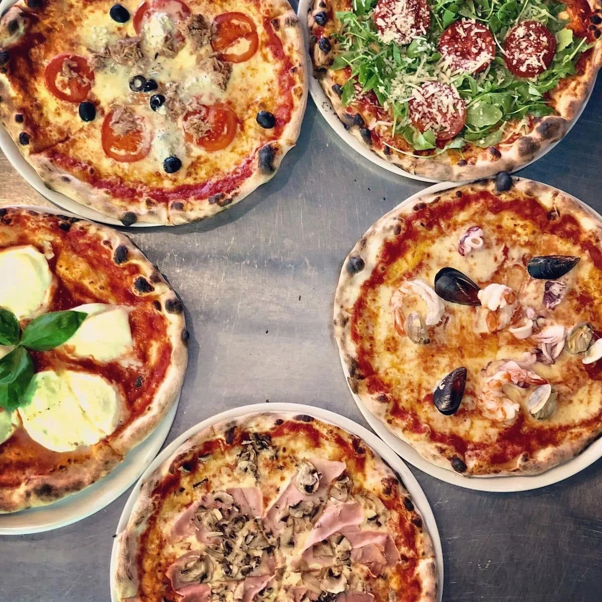 Pizza o průměru 33 či 45 cm nebo kebab dle výběru na odnos s sebou