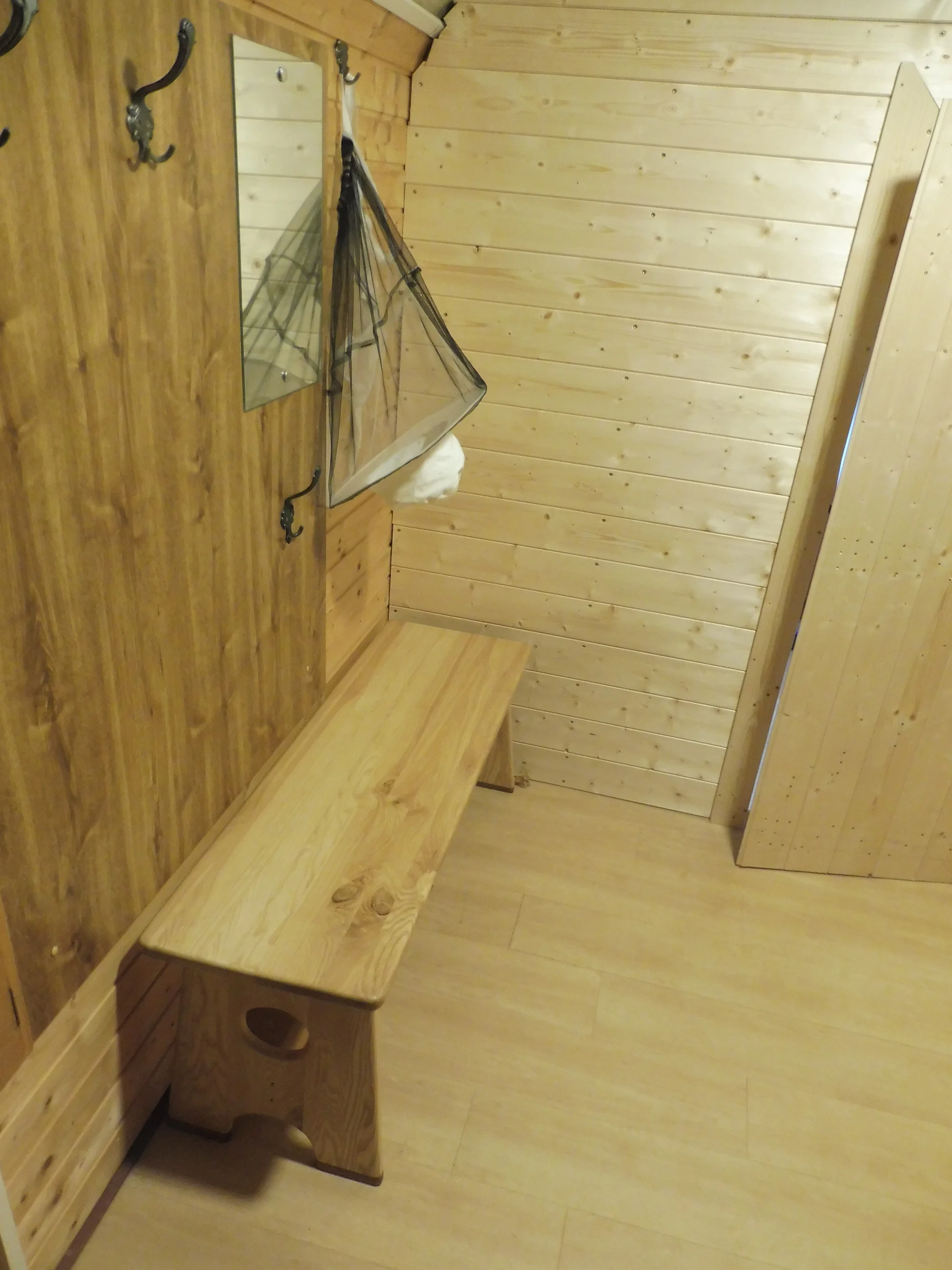 Úniková hra ve včelím světě: netradiční hádanky pro dva i partu přátel