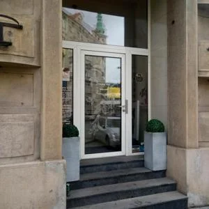 Lifting, hydratace vč. peptidové a kolagenové péče i protivráskové ošetření a slevy na produkty
