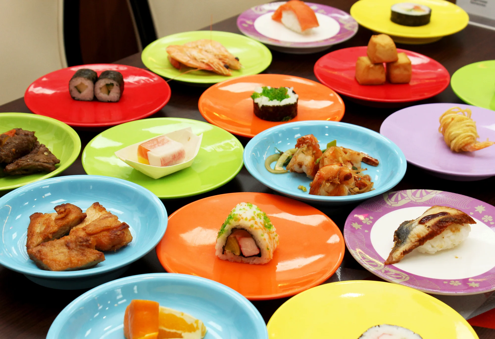 Running sushi: 2hodinová asijská hostina plná dobrot, všední dny i víkendy